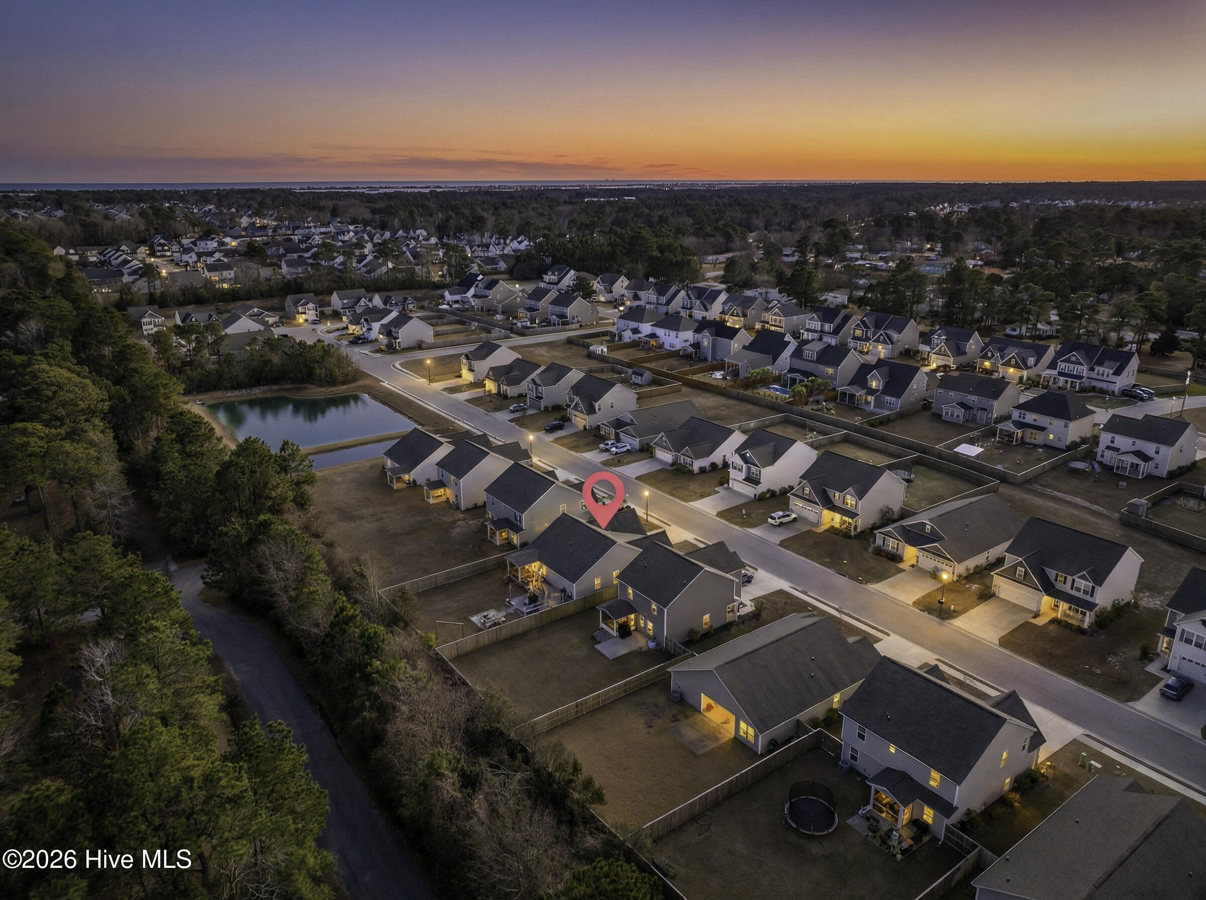 100553083 | Photo 42