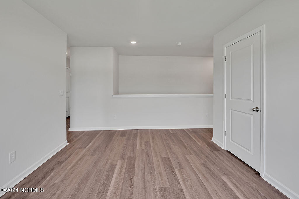 100520570 | Photo 27