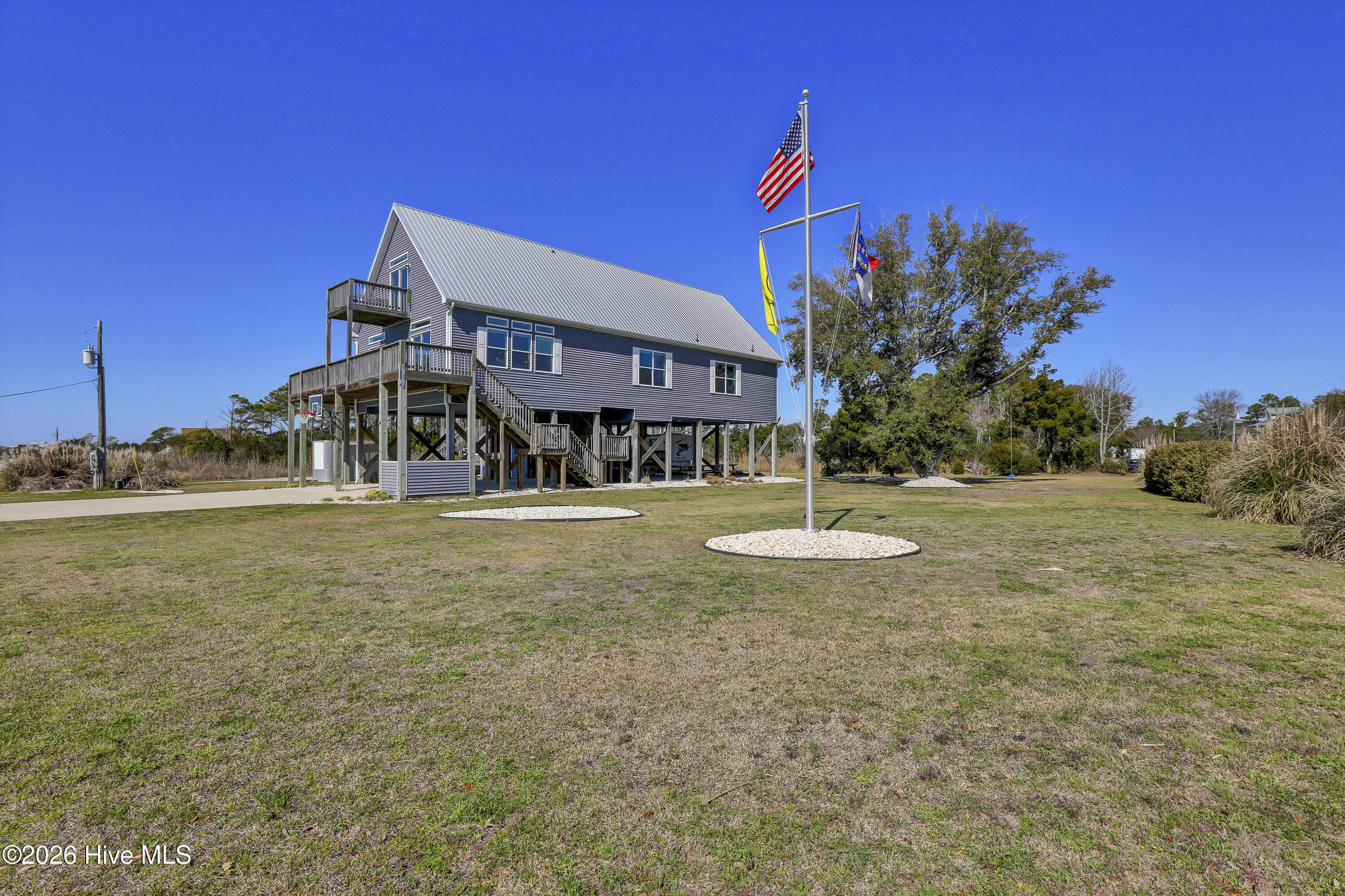 100562204 | Photo 55