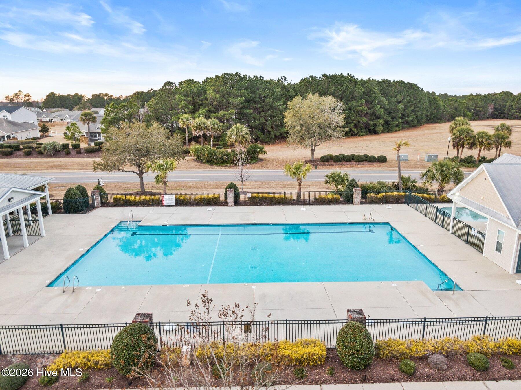 100557024 | Photo 37