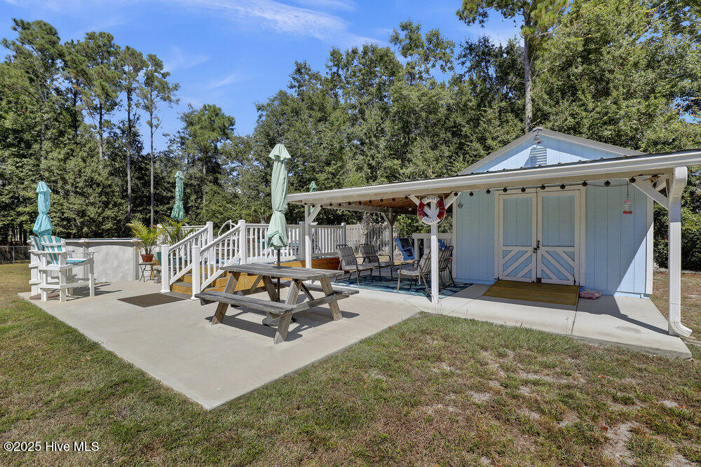 100532845 | Photo 36