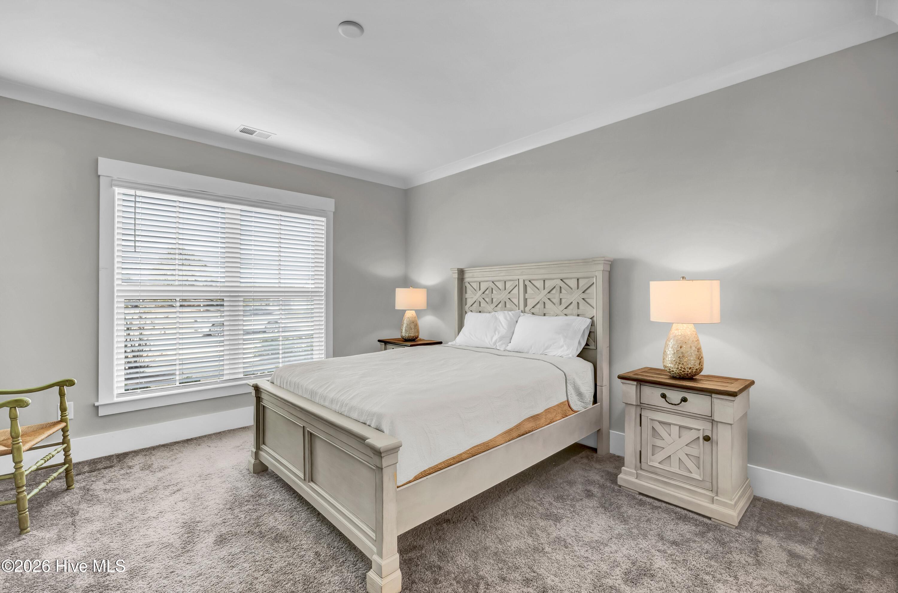 100547699 | Photo 14