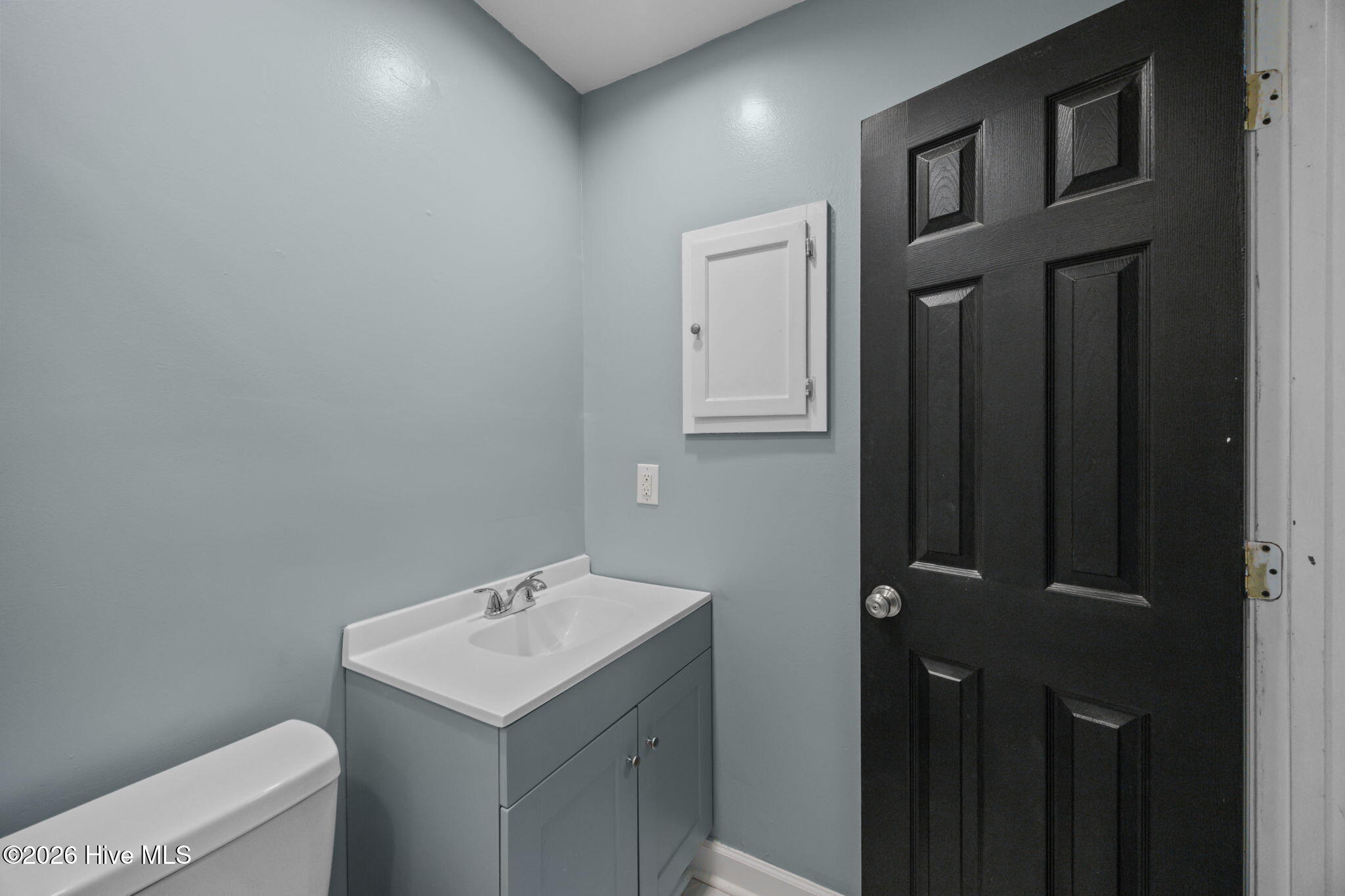 100555859 | Photo 23