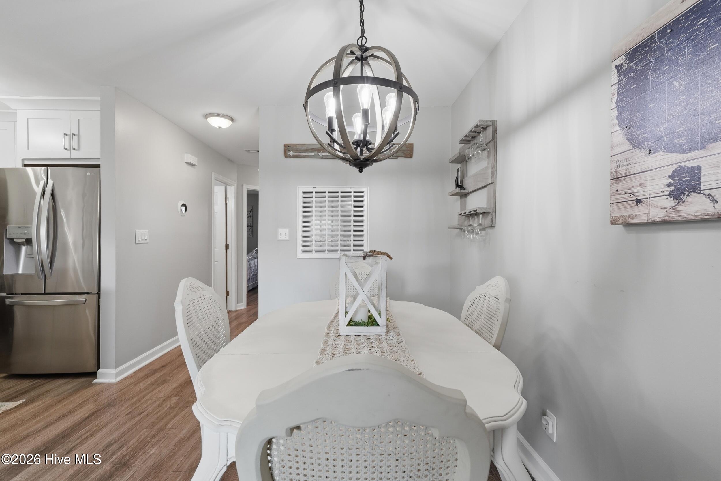 100560519 | Photo 19