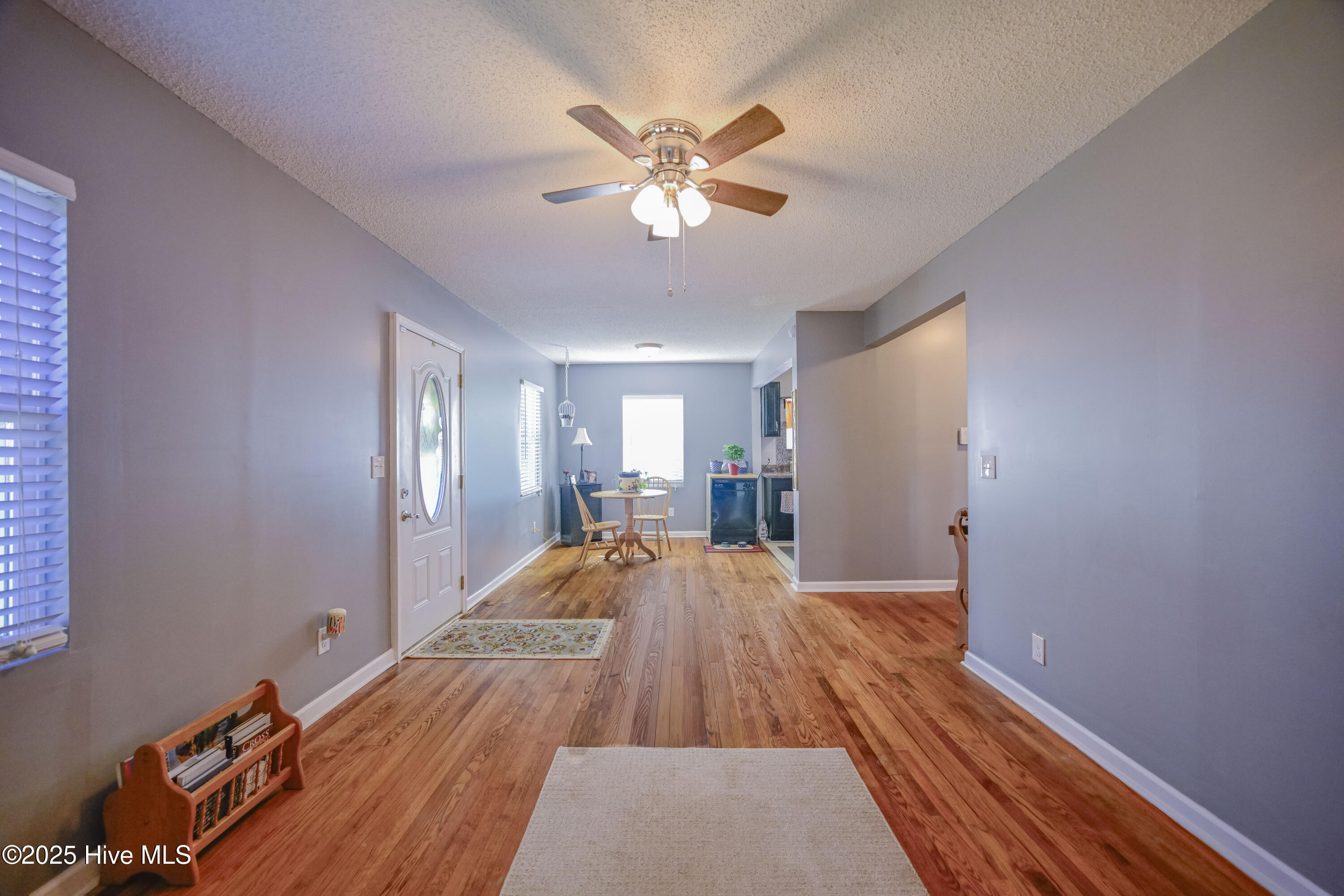 100541616 | Photo 37