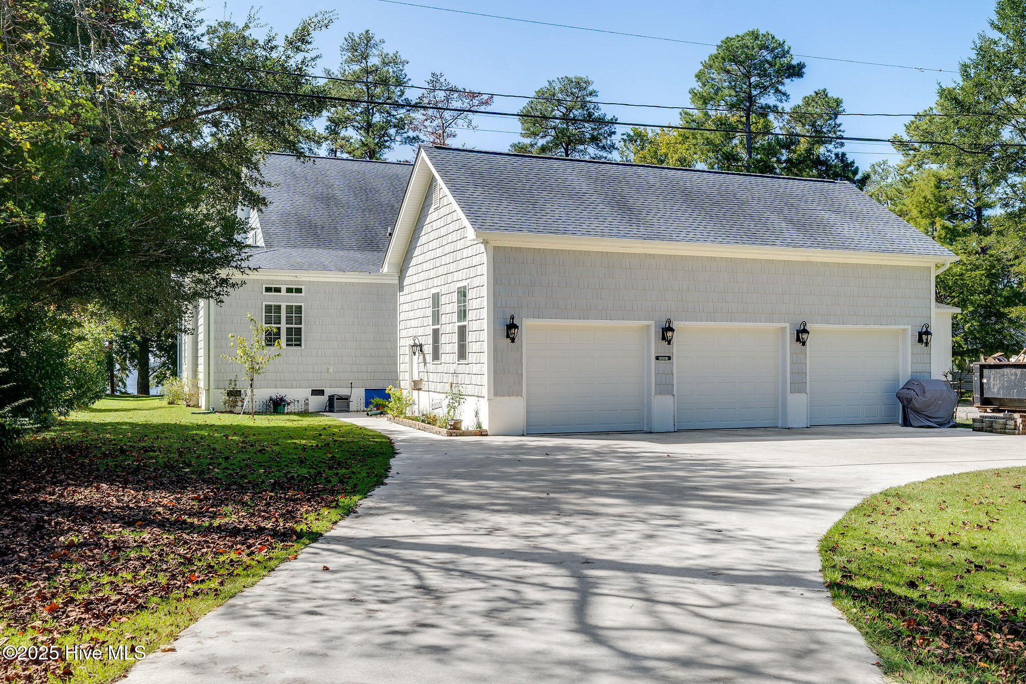 100534572 | Photo 37