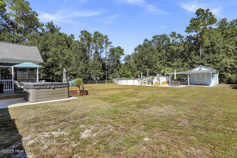 100548530 | Photo 35