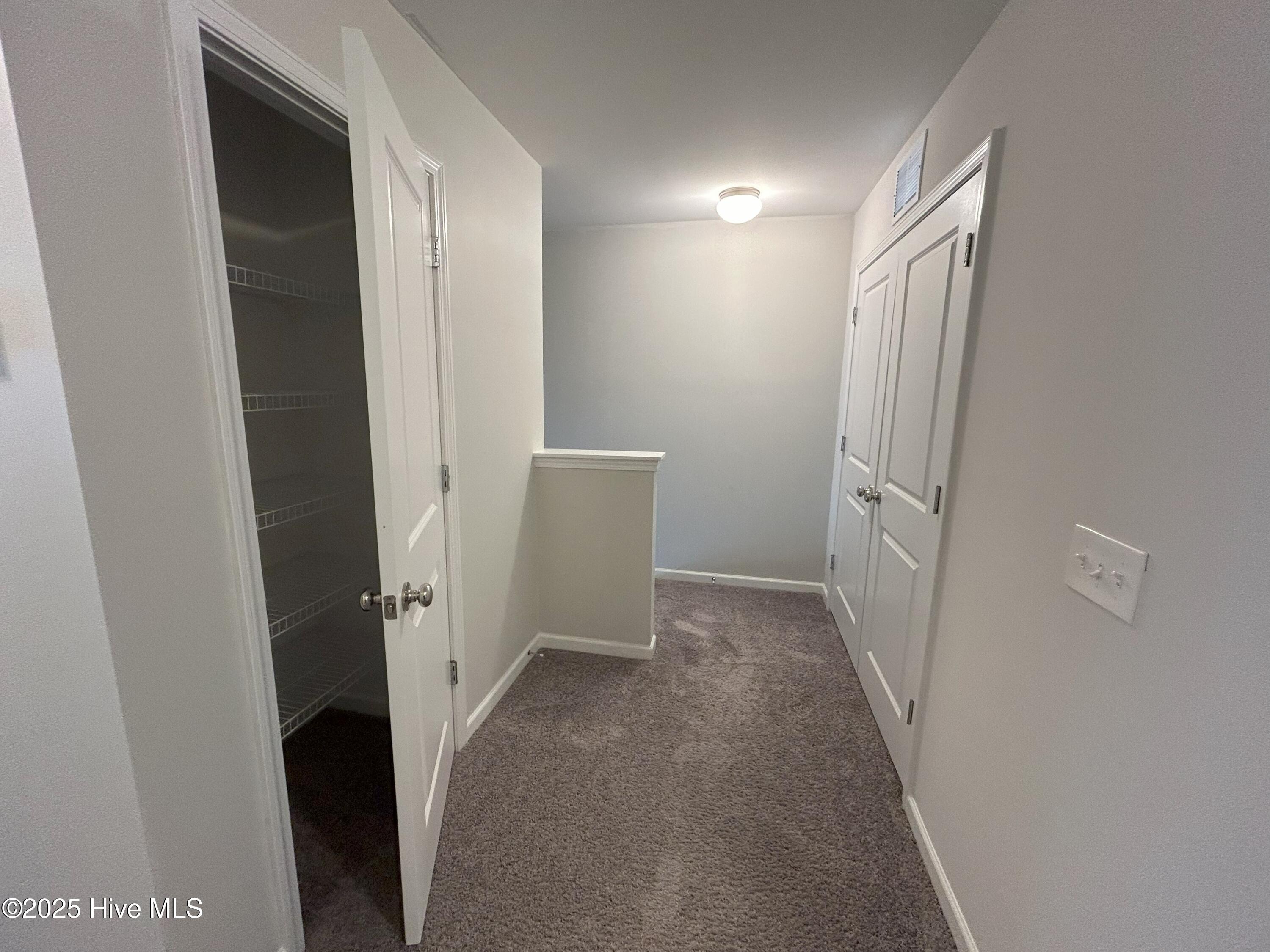 100541755 | Photo 14