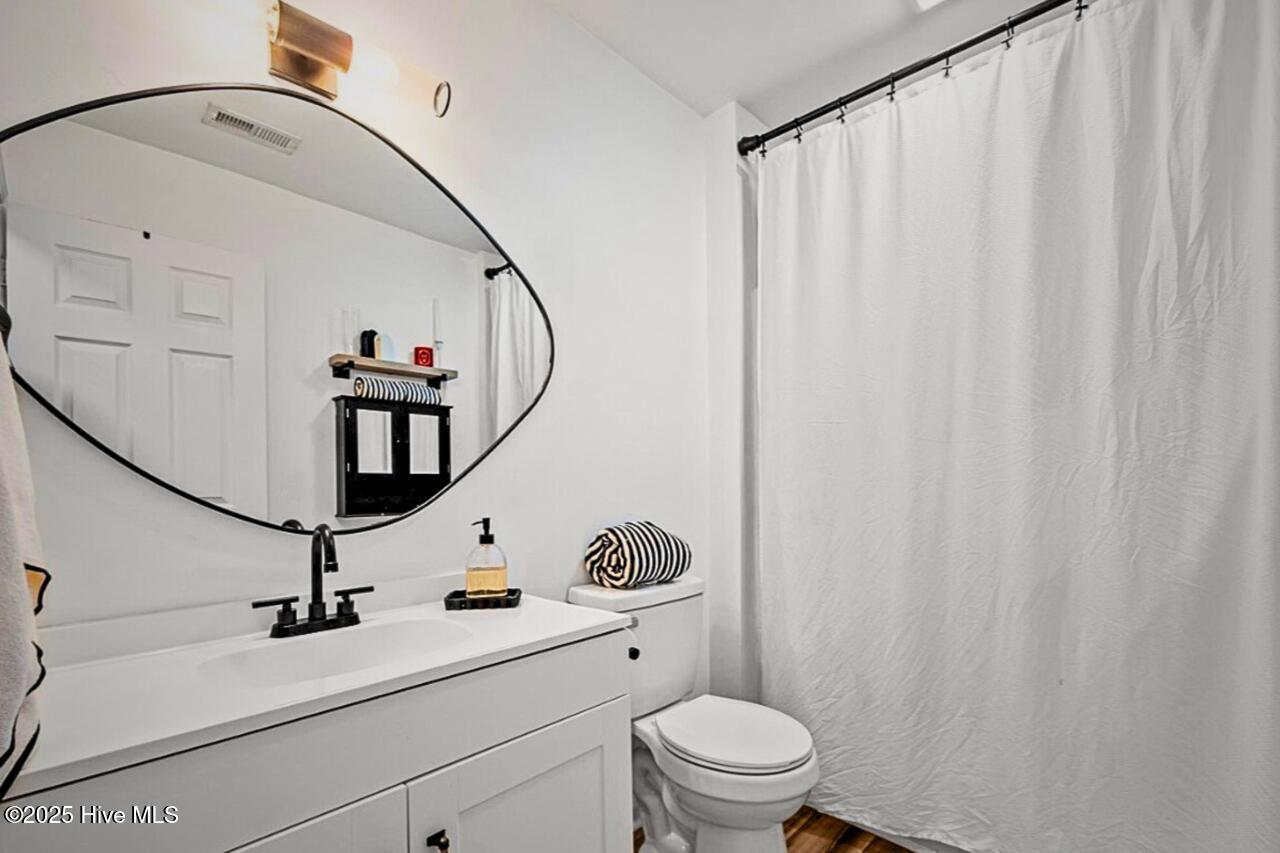 100538366 | Photo 20