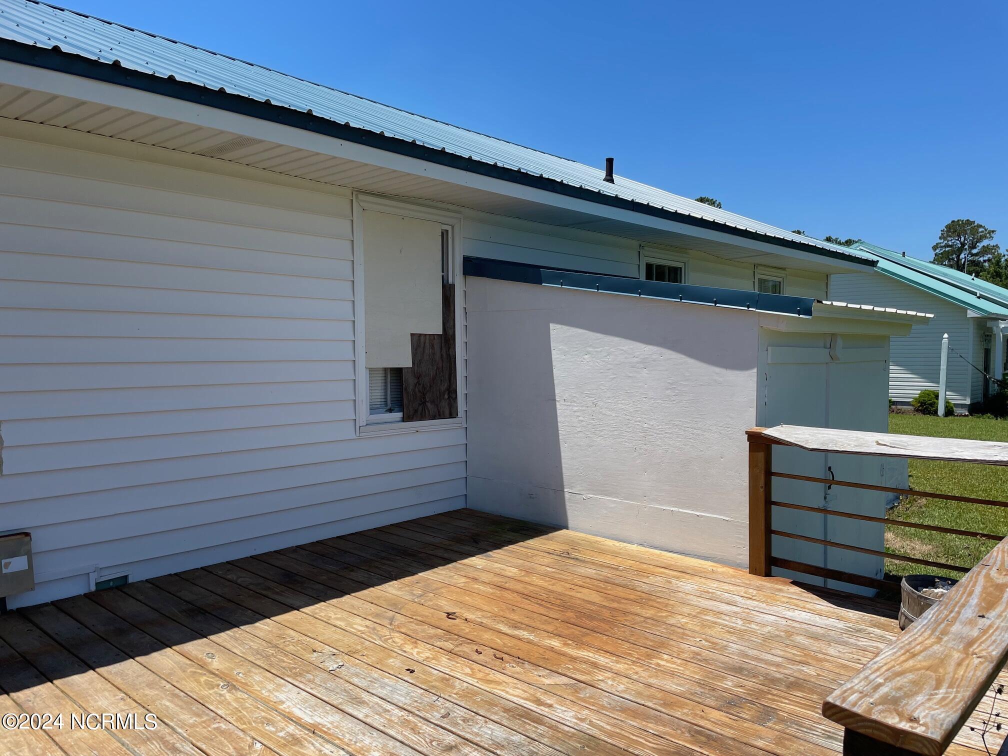 2604 Cedar Island Road,Cedar Island