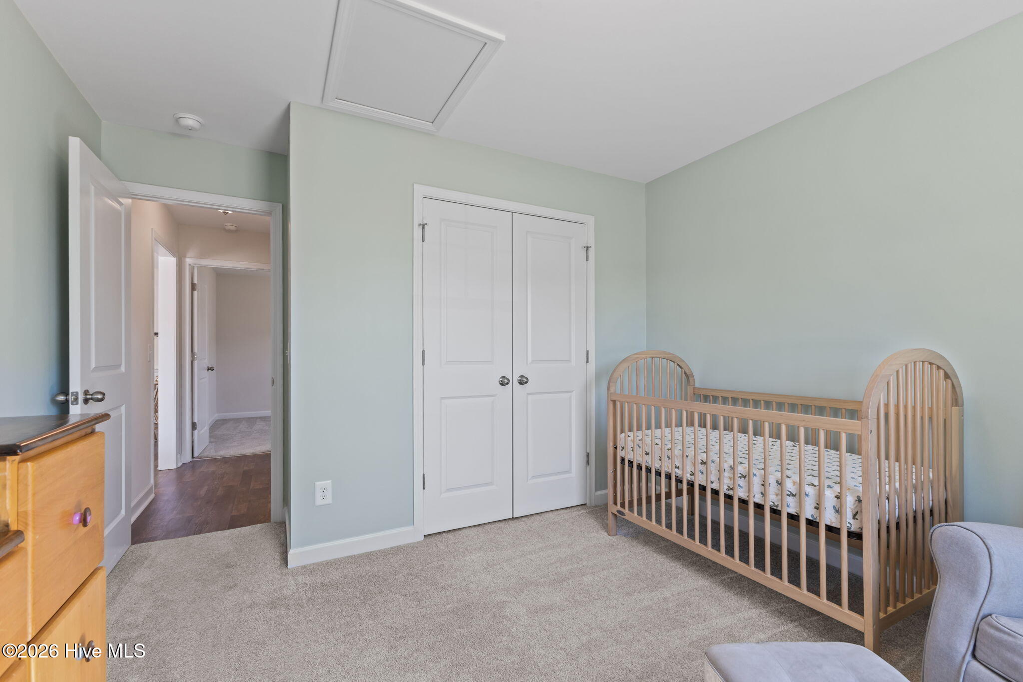 100563188 | Photo 28