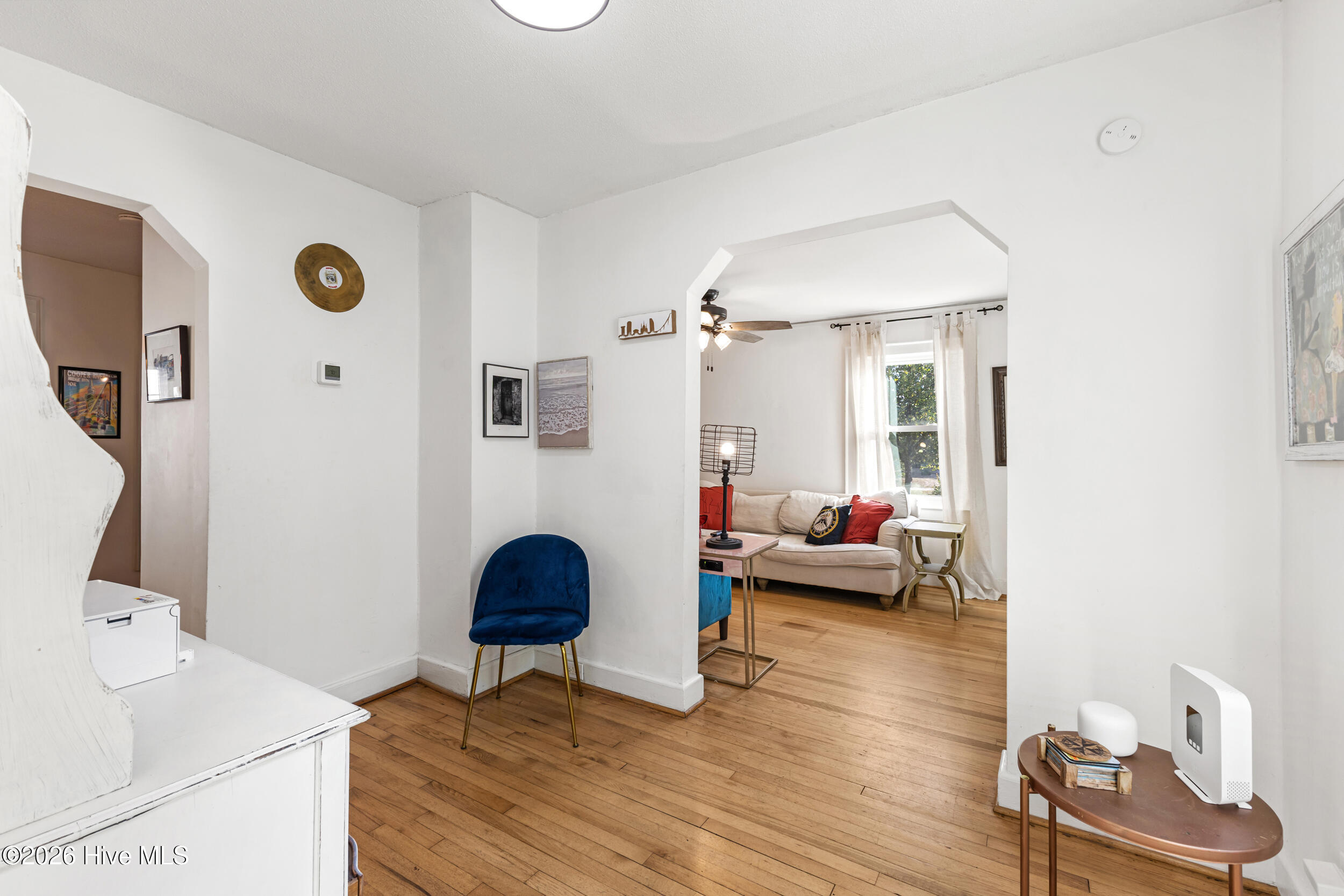 100567073 | Photo 10