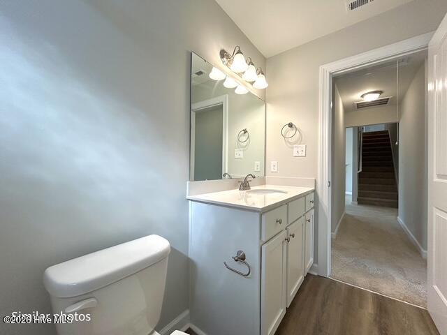 100560843 | Photo 33