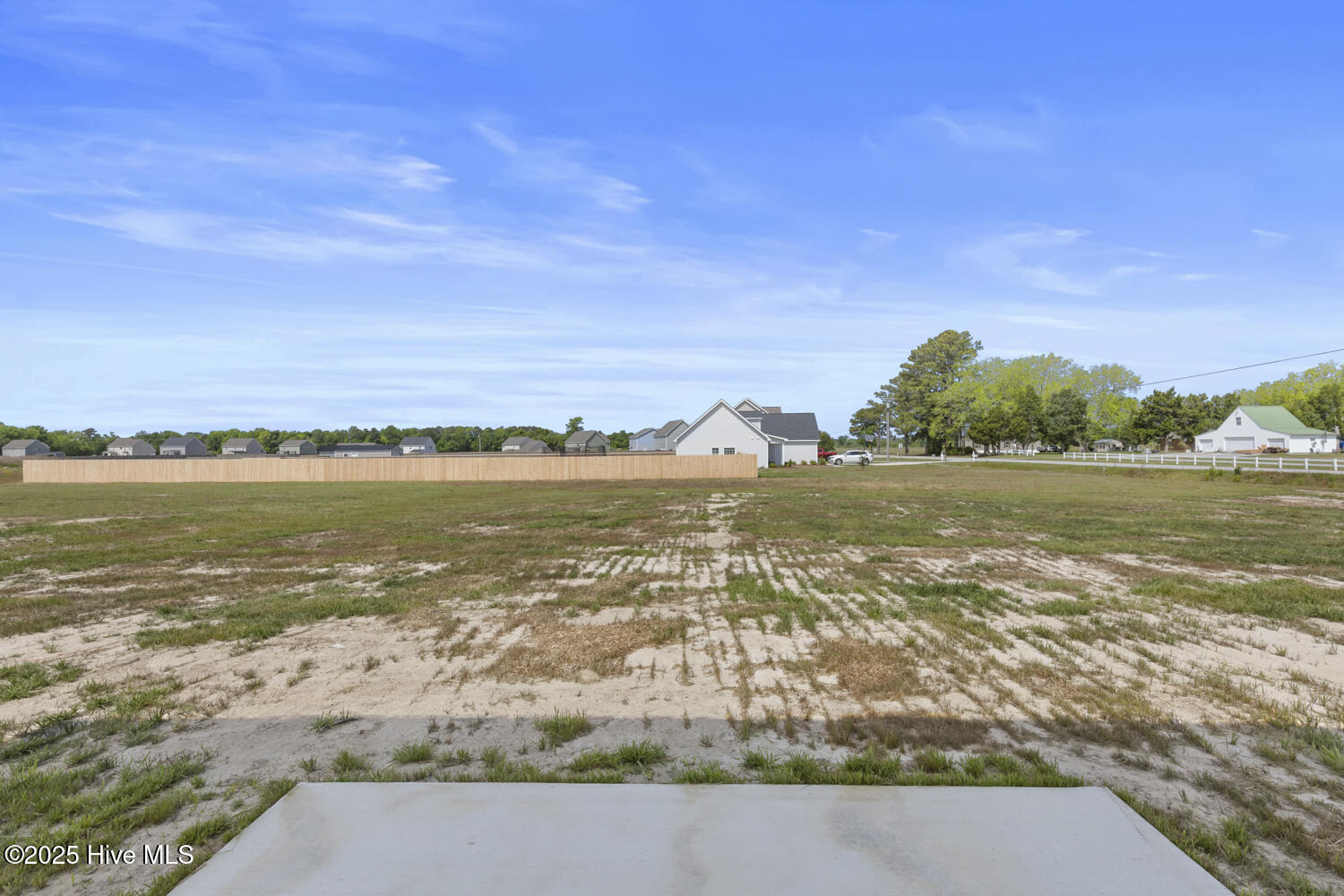 100469992 | Photo 34