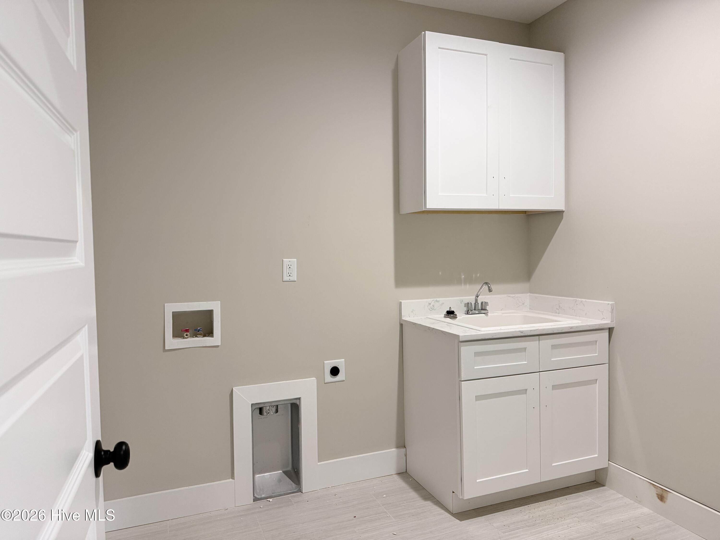 100528039 | Photo 11