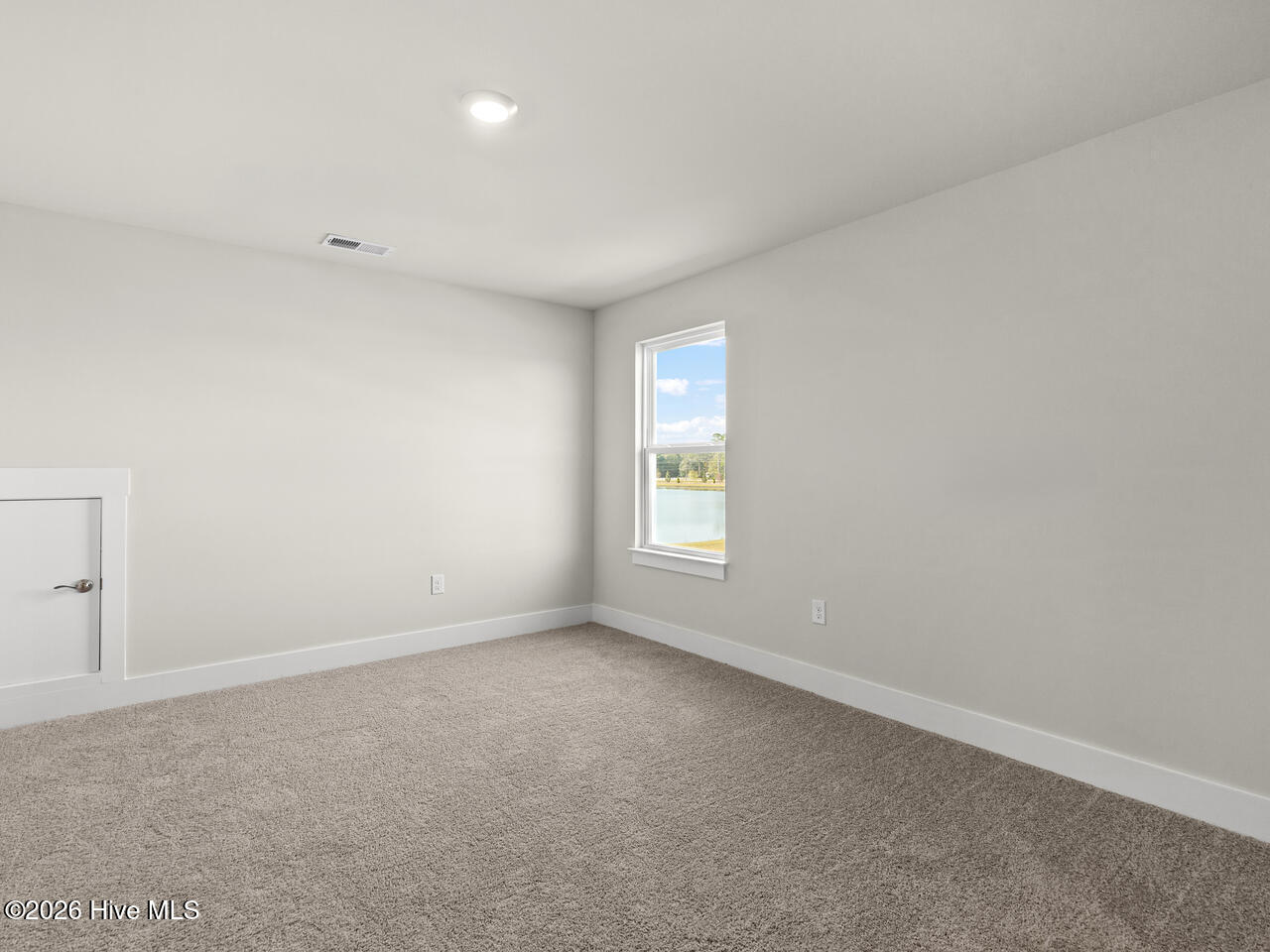 100553387 | Photo 37