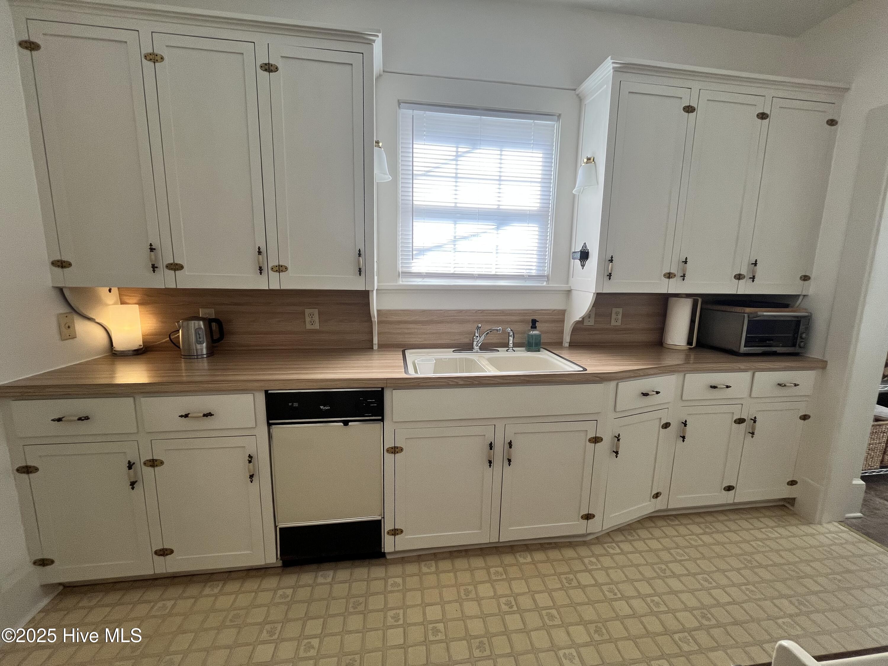 100556276 | Photo 16