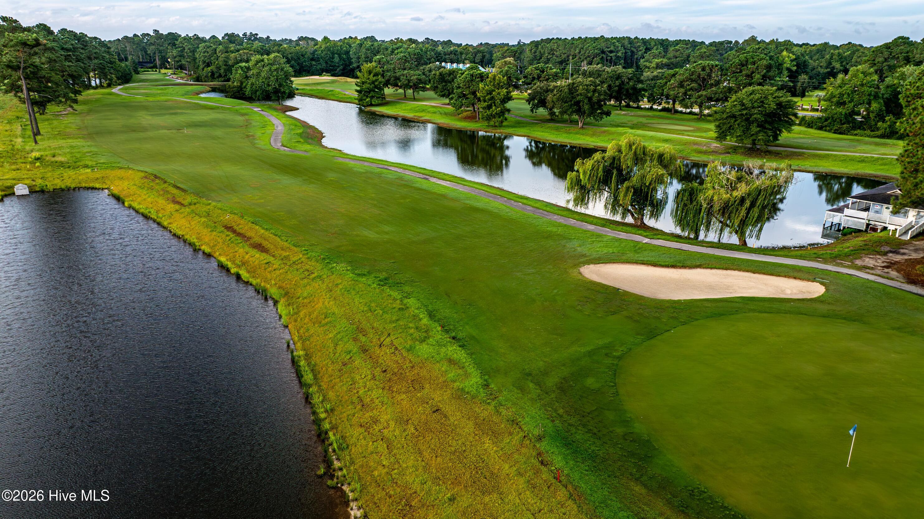 100530815 | Photo 46