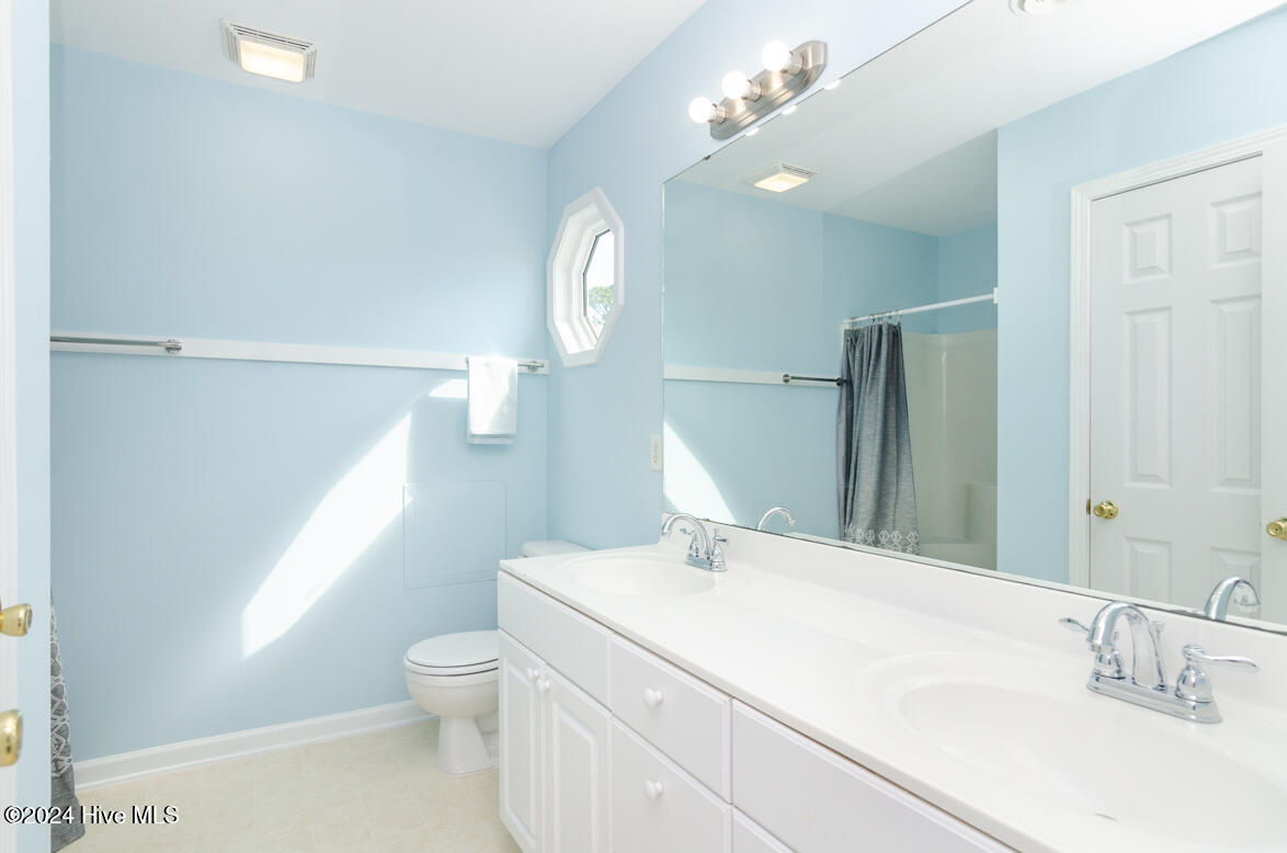 100547855 | Photo 17