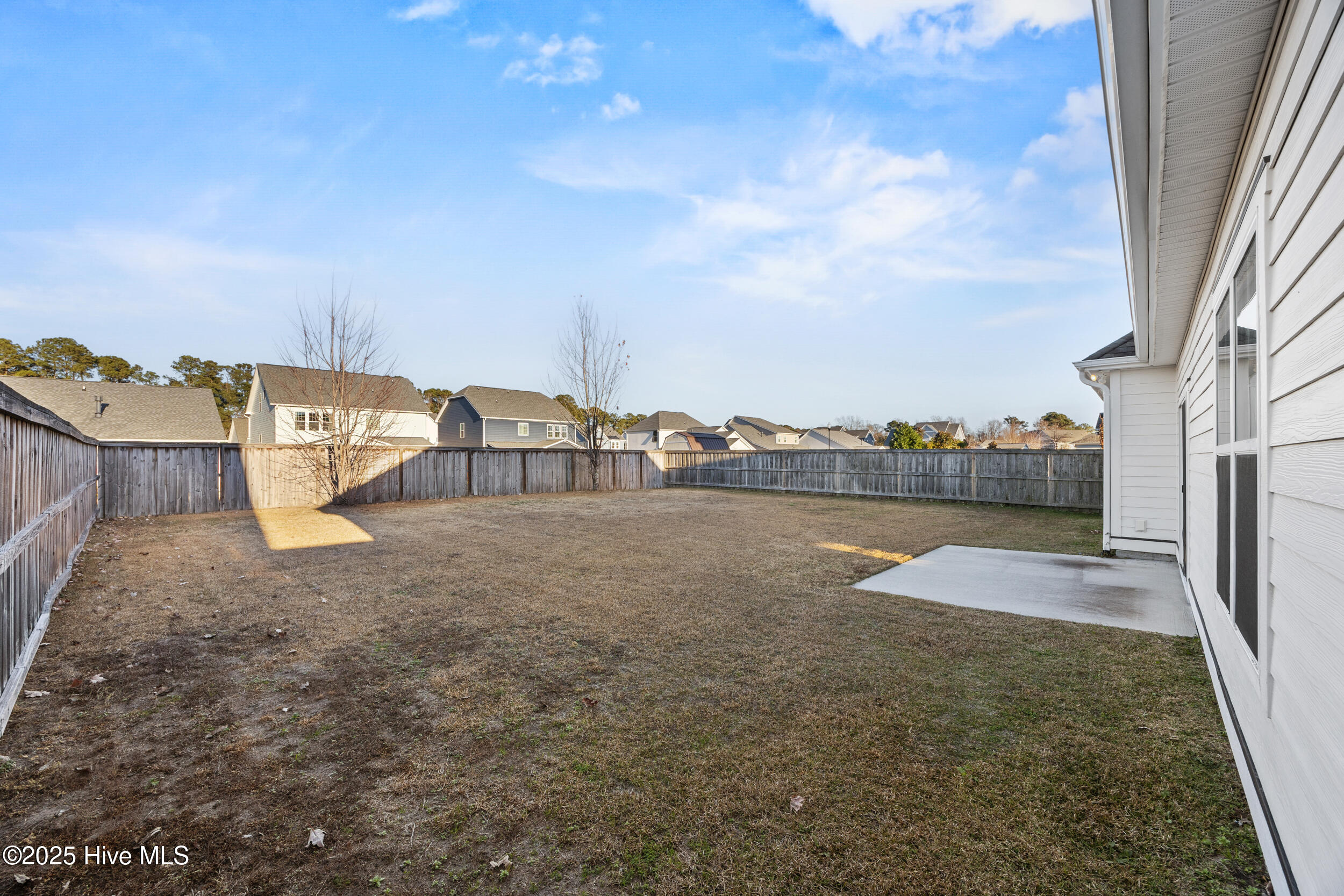 100545820 | Photo 37