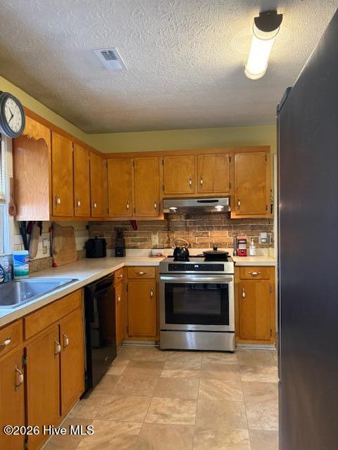 100553362 | Photo 14