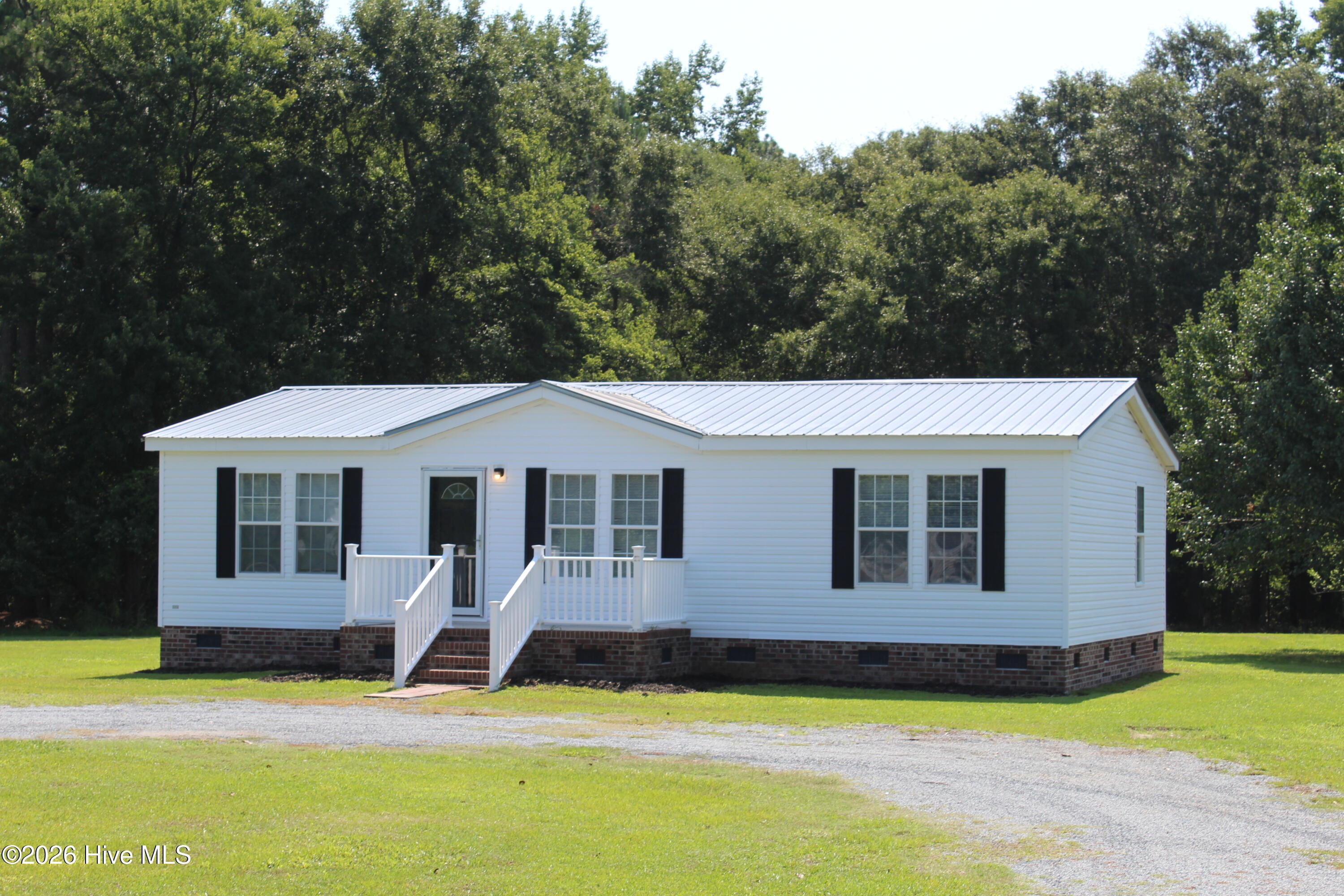 Exterior photo of 108 Country Farm Lane, Beulaville, NC 28518. MLS: 100574830
