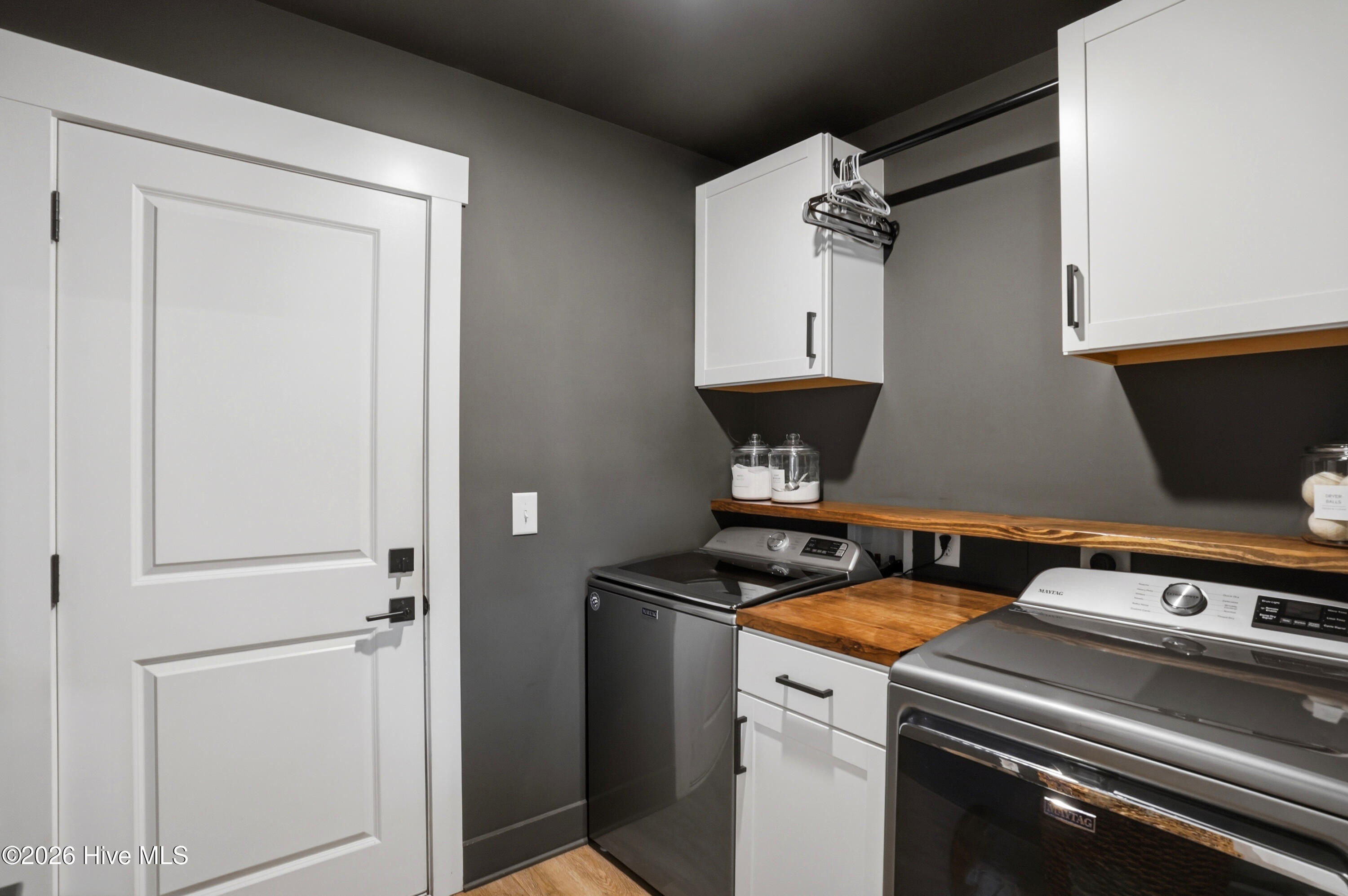 100561504 | Photo 30