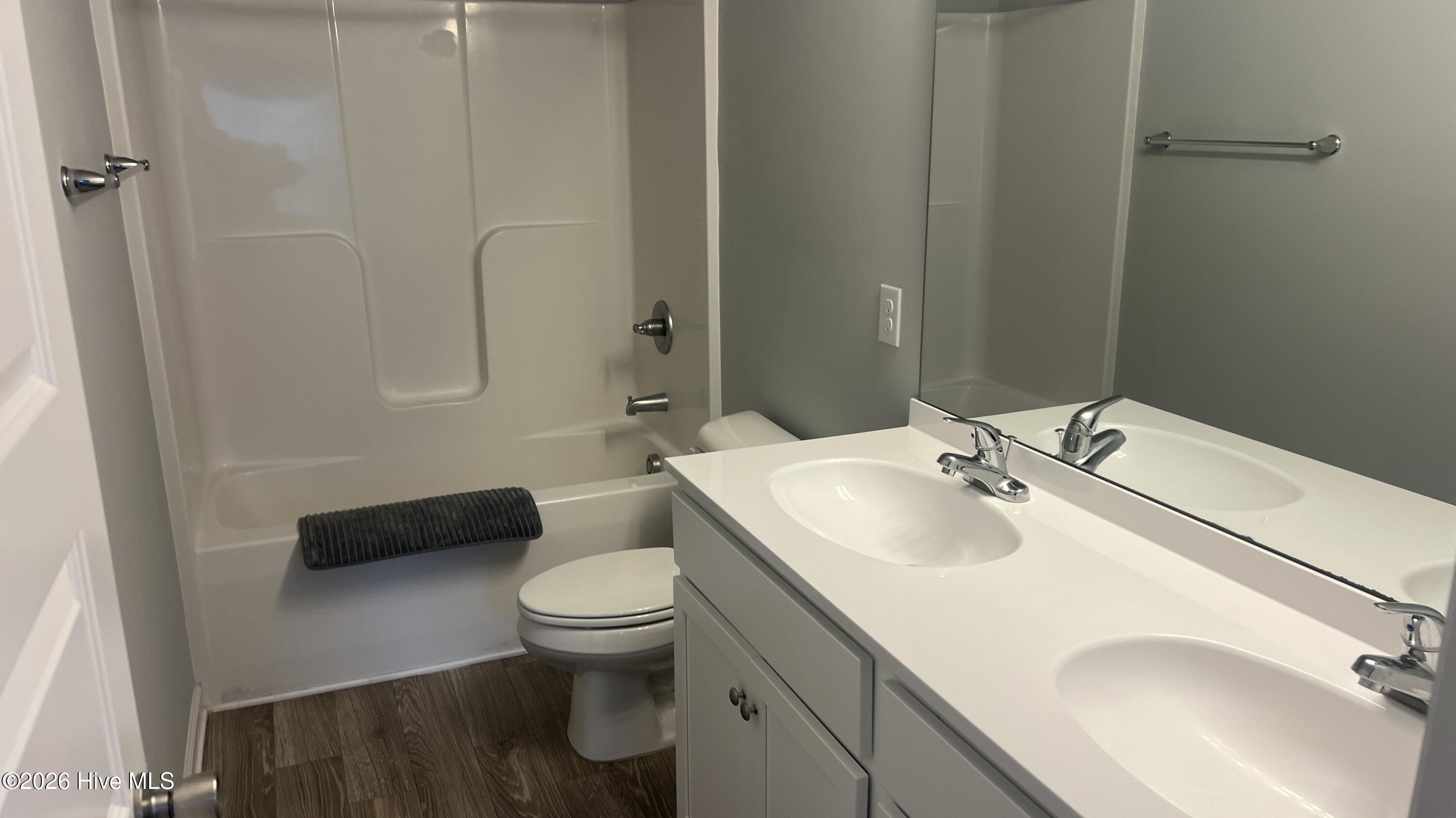 100550650 | Photo 14