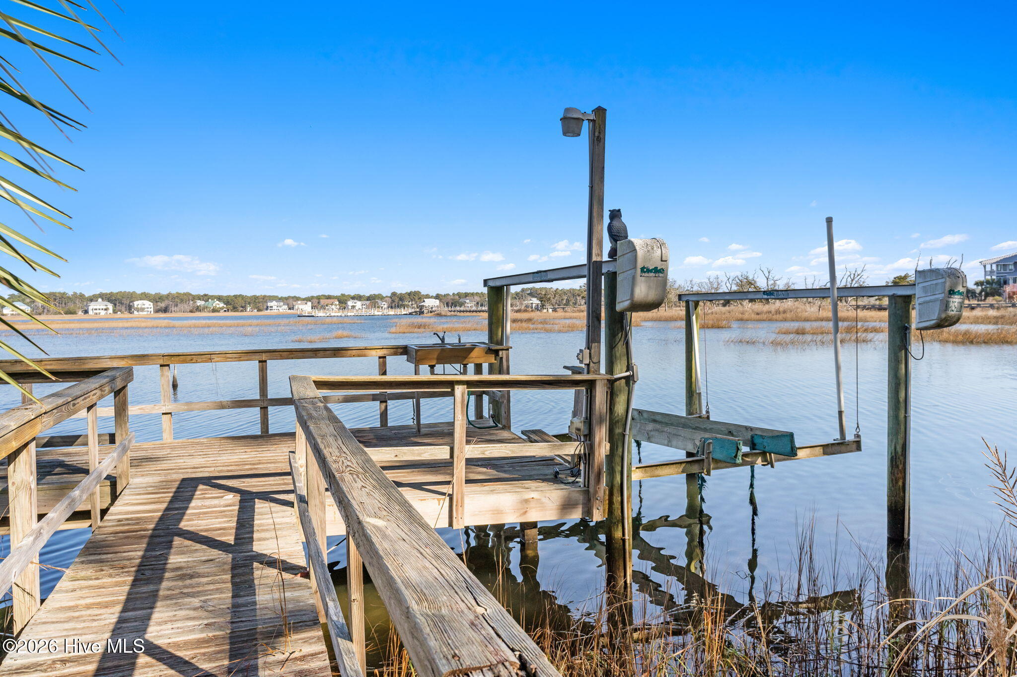 100548074 | Photo 14