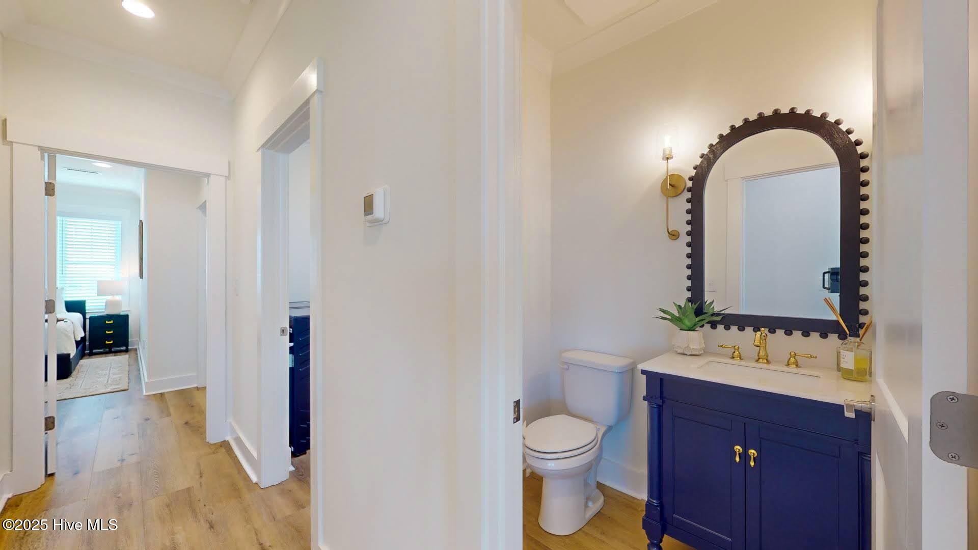 100560716 | Photo 54