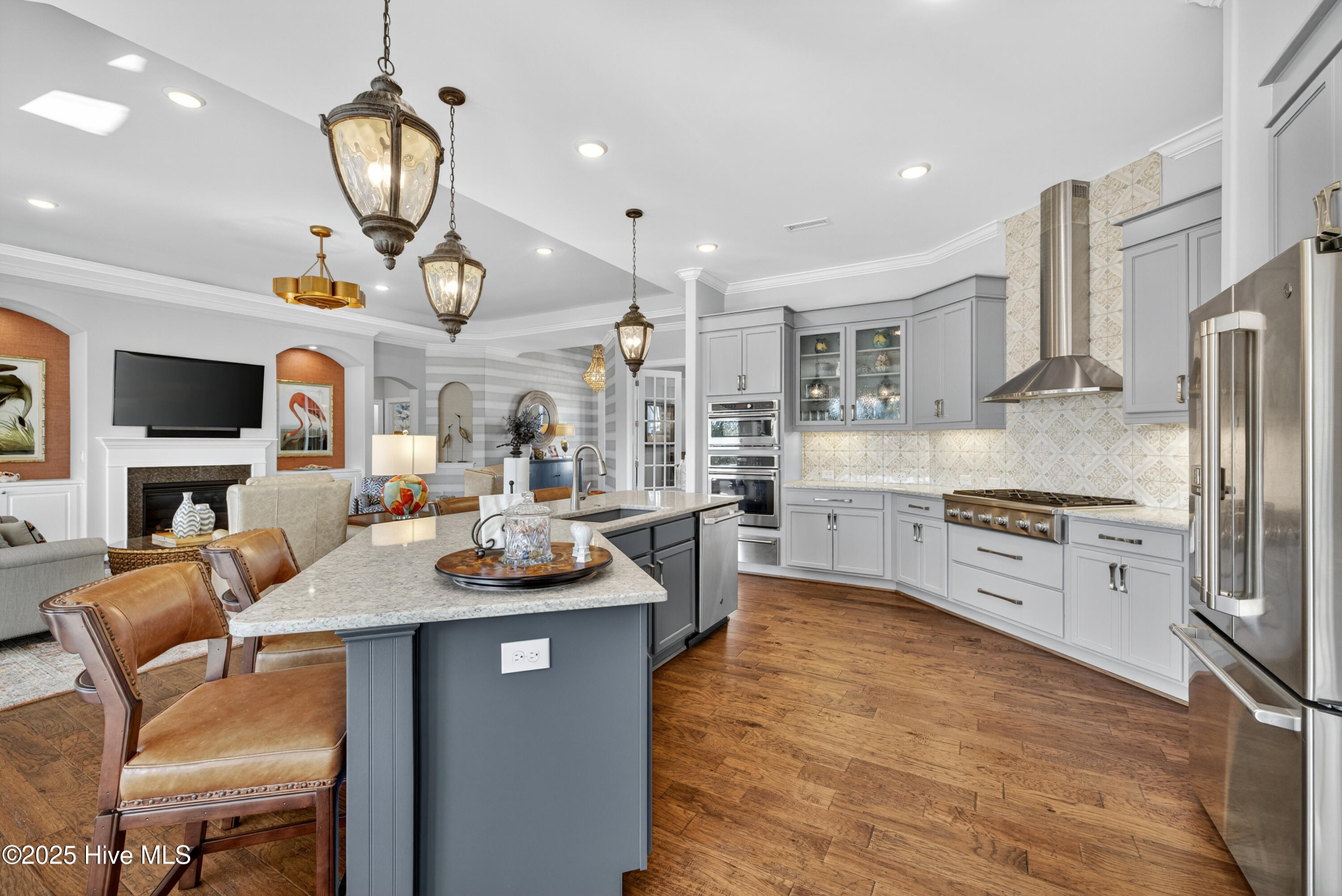 100541108 | Photo 13