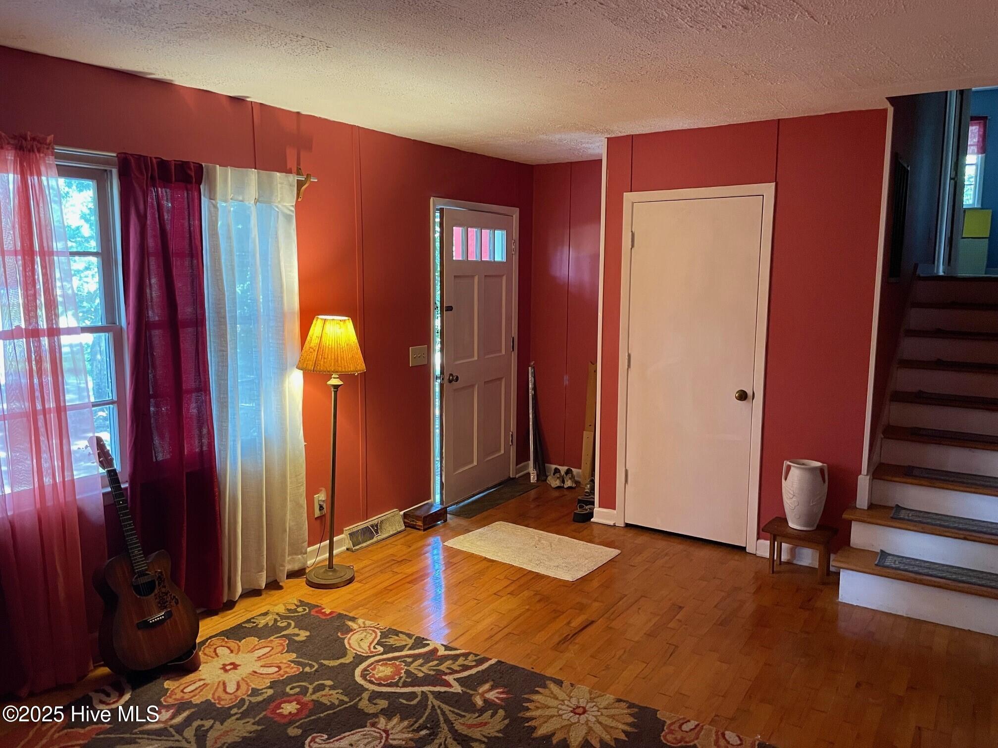 134 Channel Haven Drive S, Wilmington, NC 28409 – photo 4: Living Room -2
