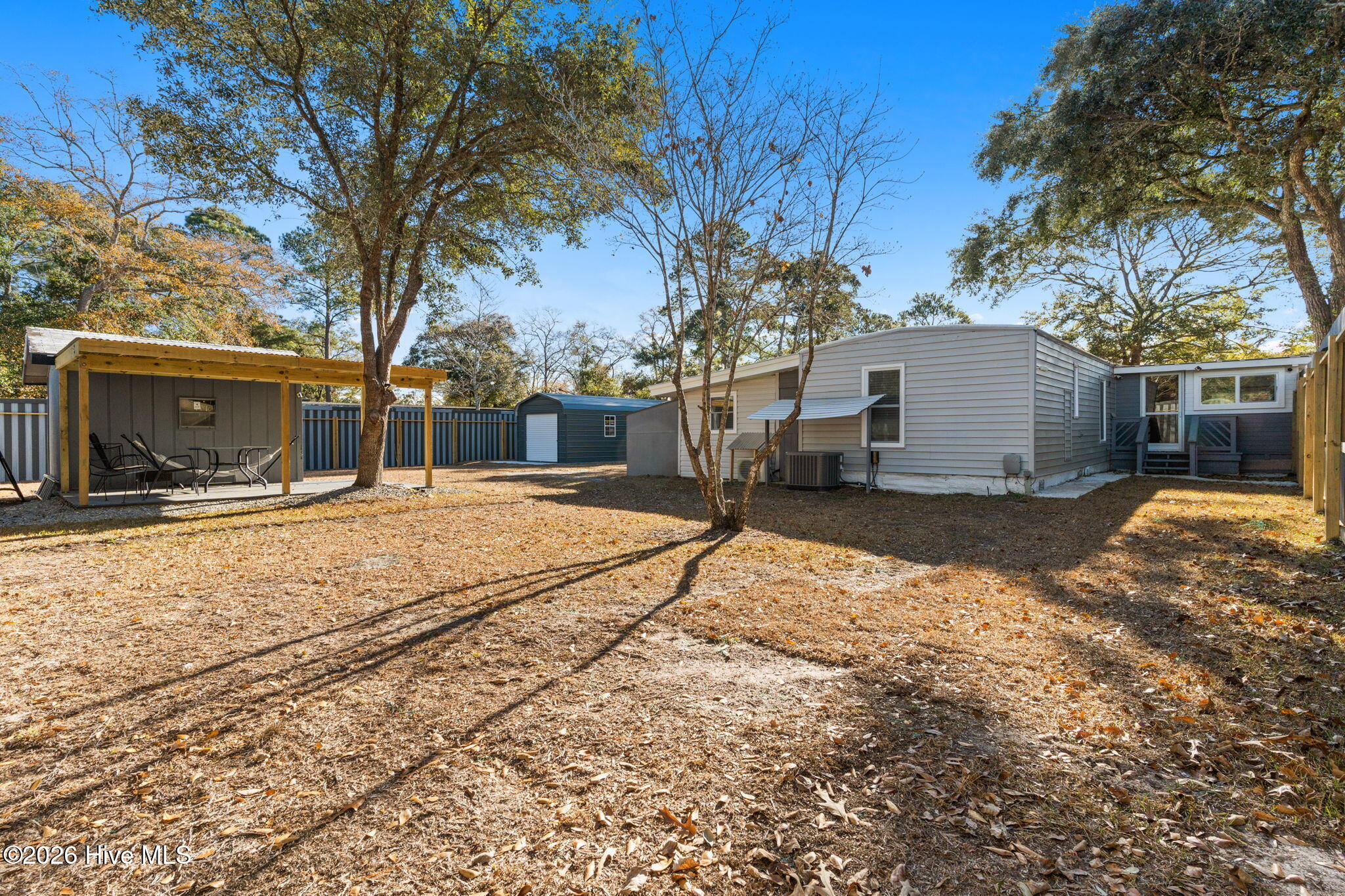 100547685 | Photo 39