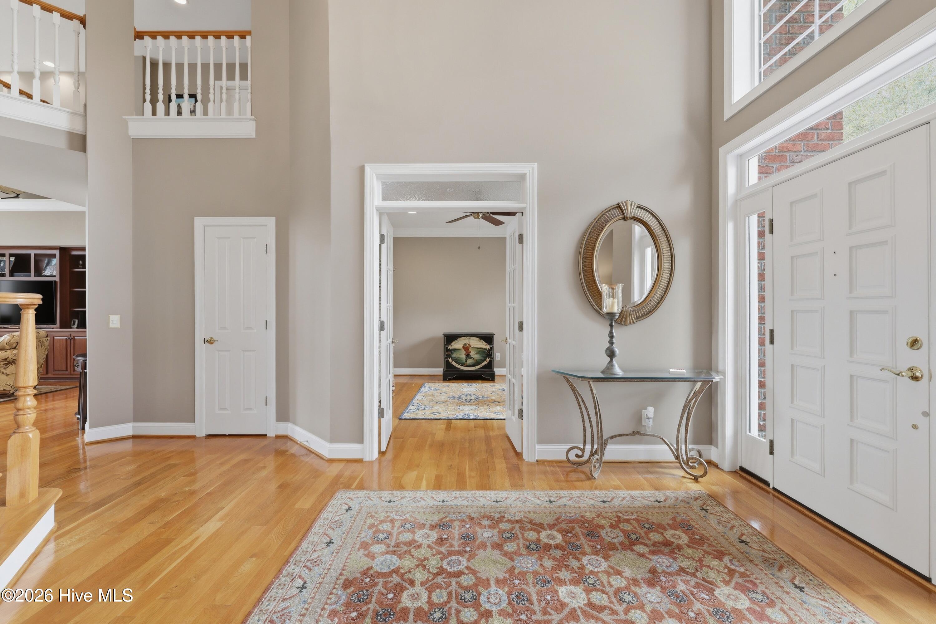 100558451 | Photo 11