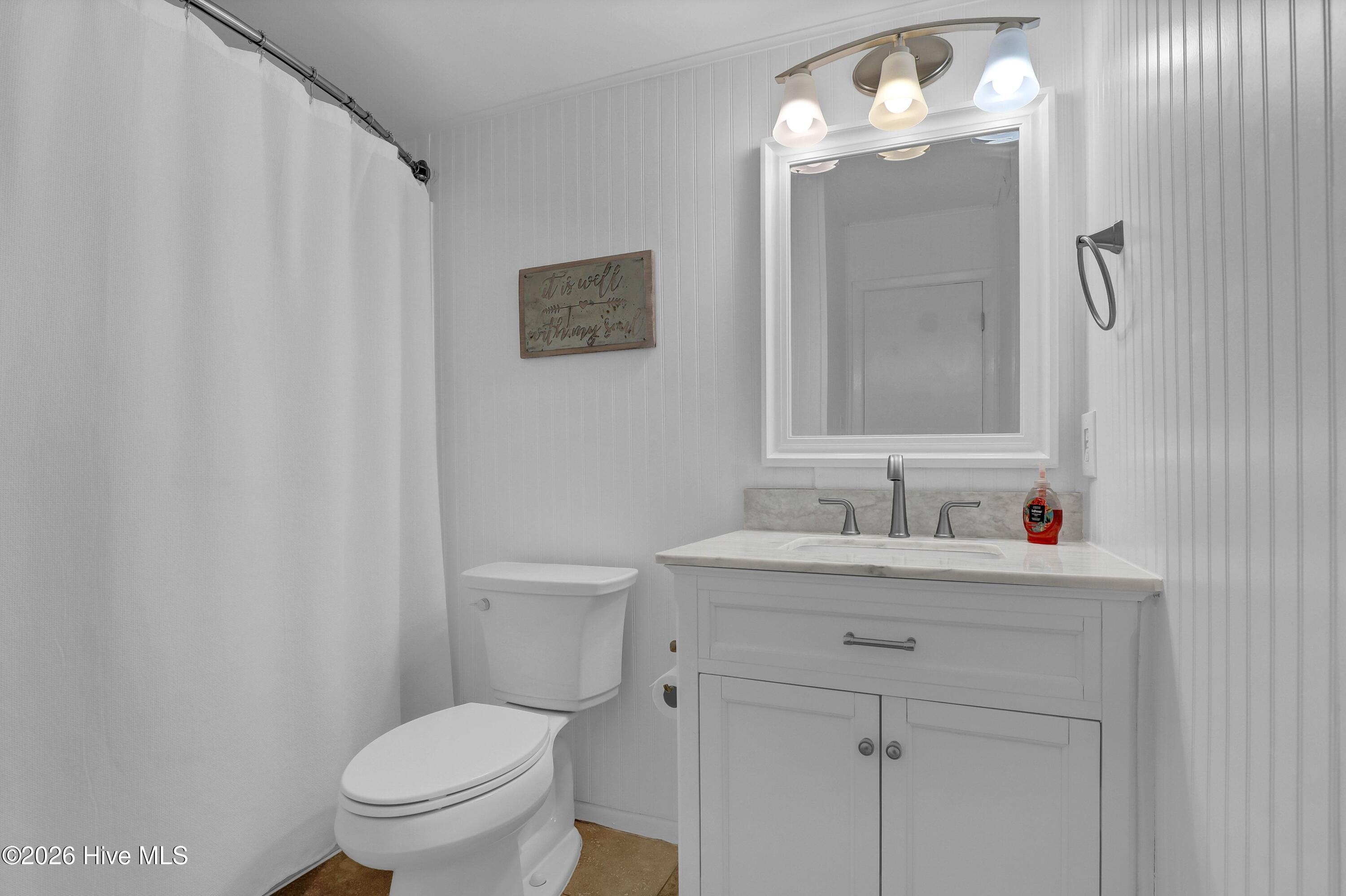 100565248 | Photo 20