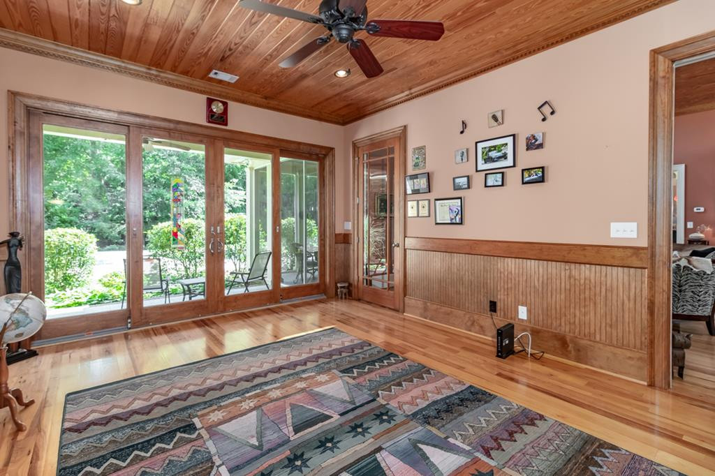 Library/Study - Sliding Glass Doors