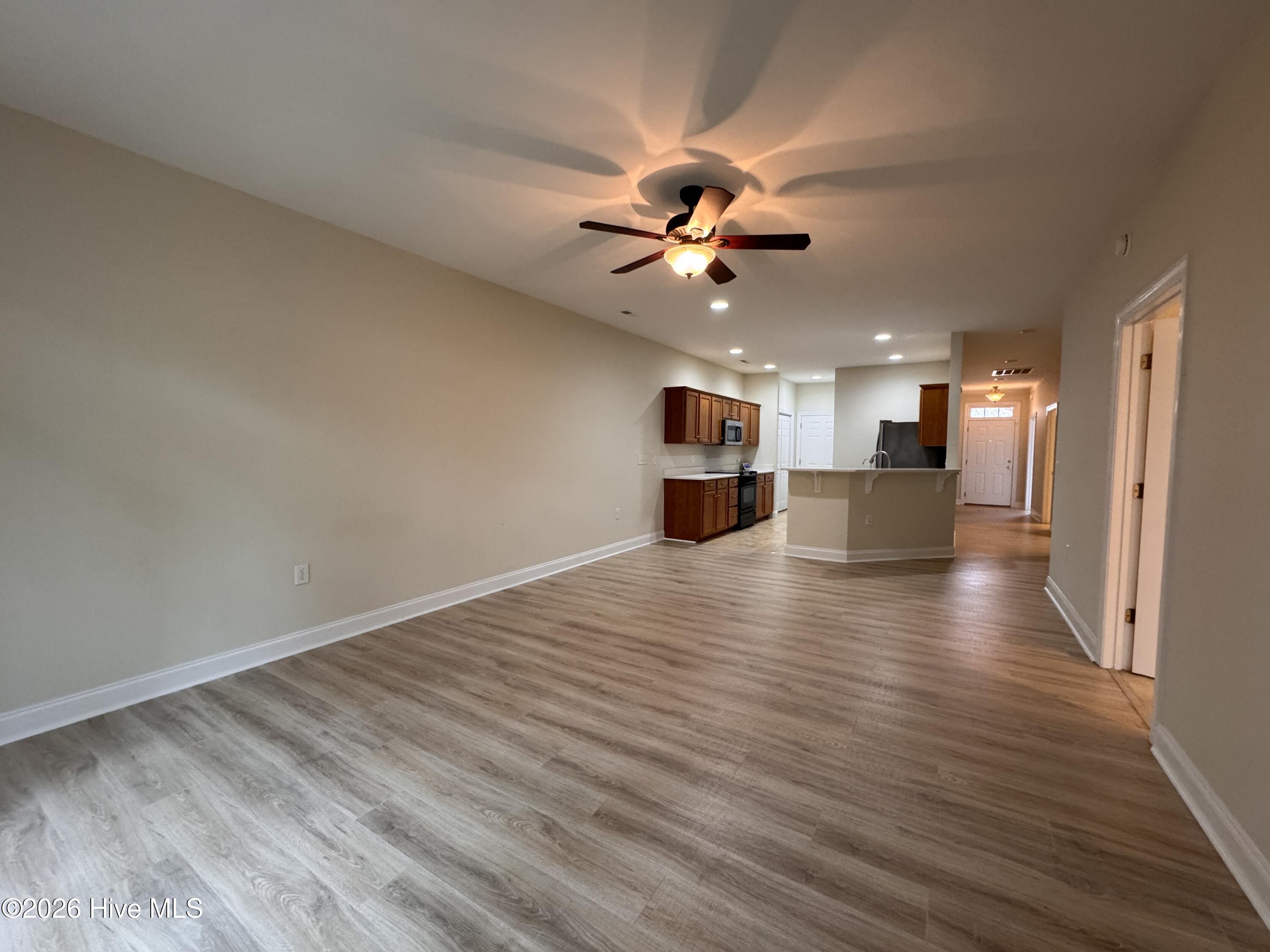 100556492 | Photo 10