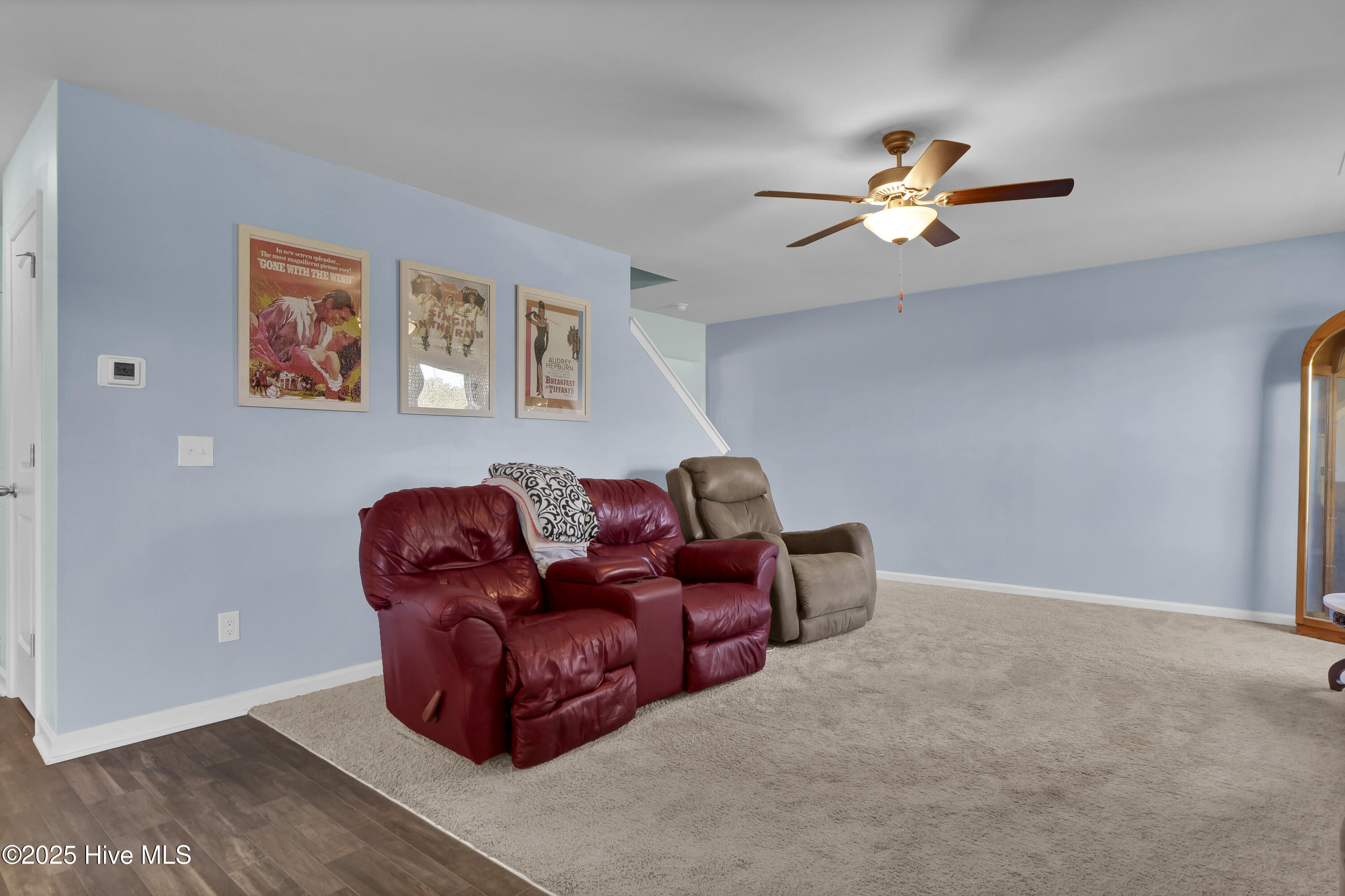 100533254 | Photo 11