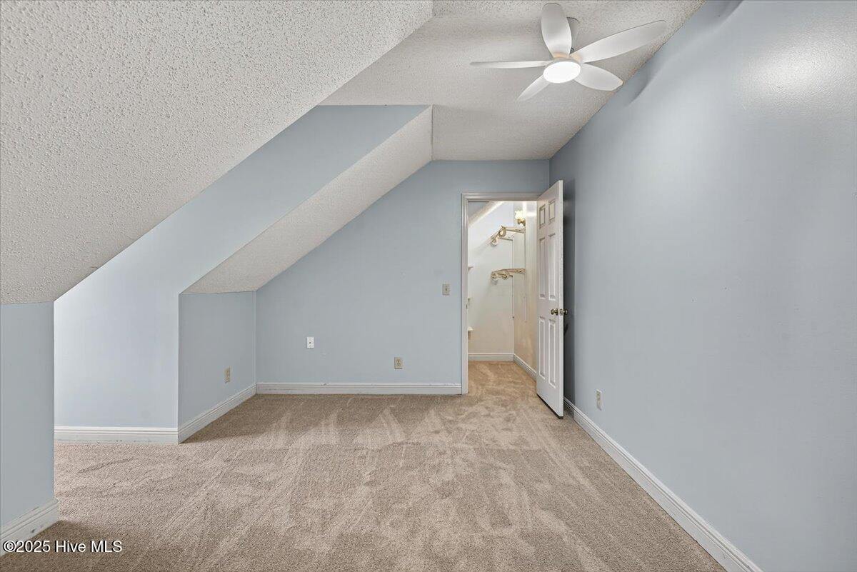 100506546 | Photo 22