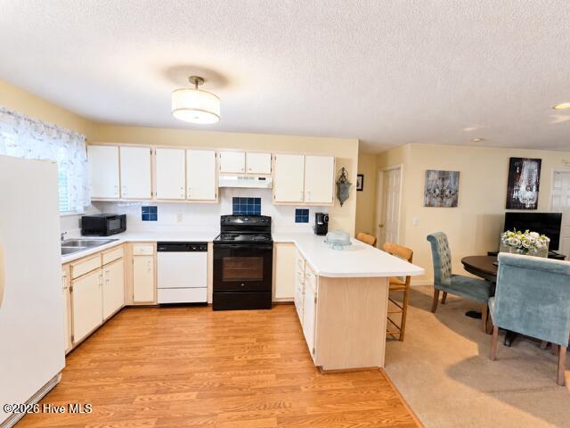 Photo 3 of Condo for sale at 406 Forest Park Rd #Unit 102, Wilmington, NC 28409 | MLS# 100604761 | Listing updated on 2026-09-19