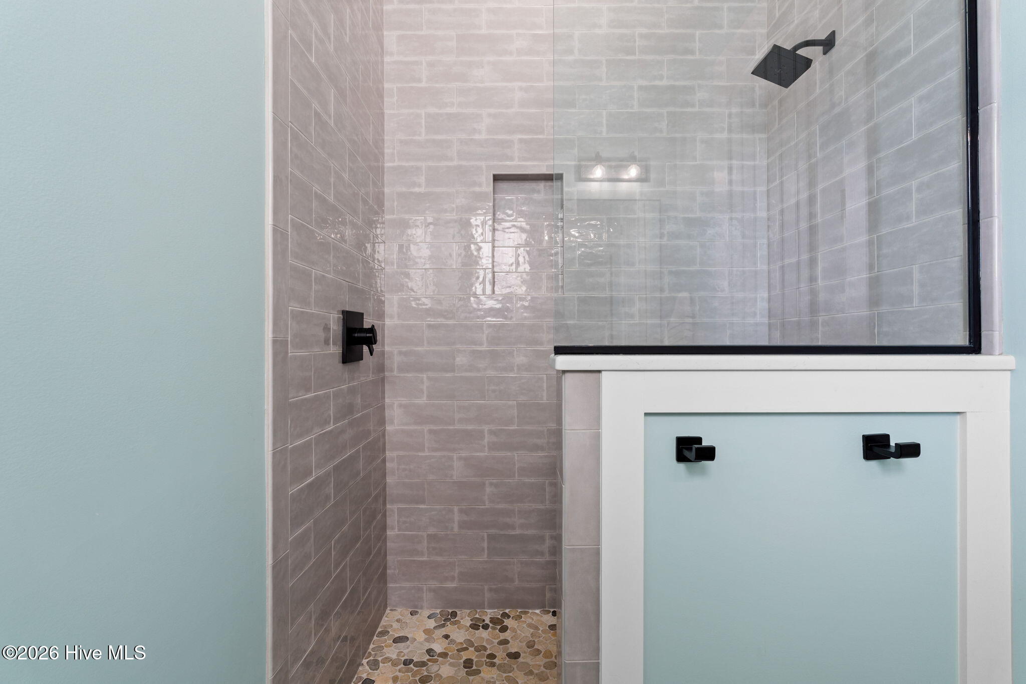 100564964 | Photo 32