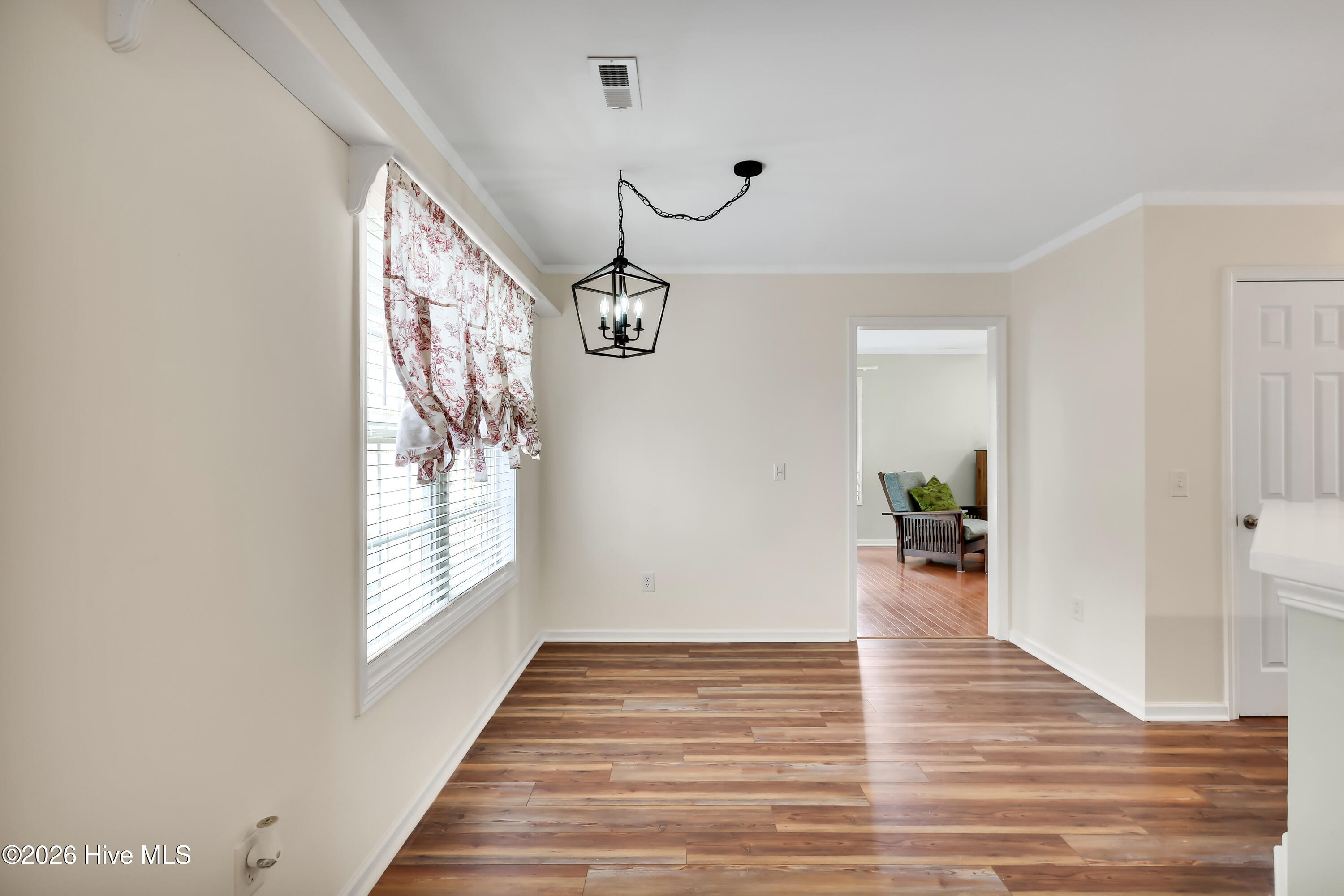 100553691 | Photo 14