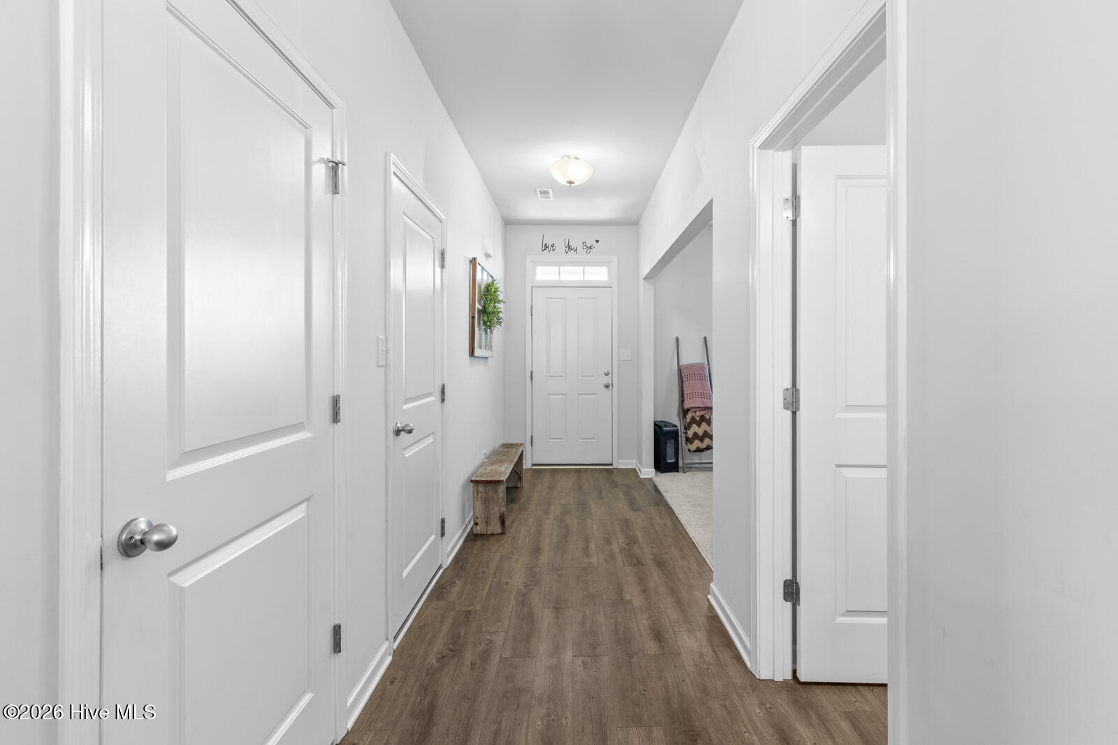 100566319 | Photo 10