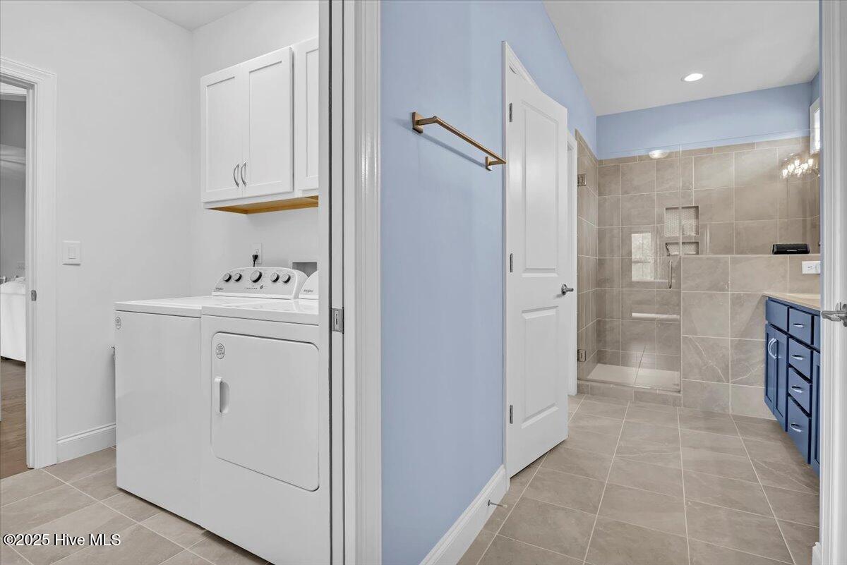 100530087 | Photo 35