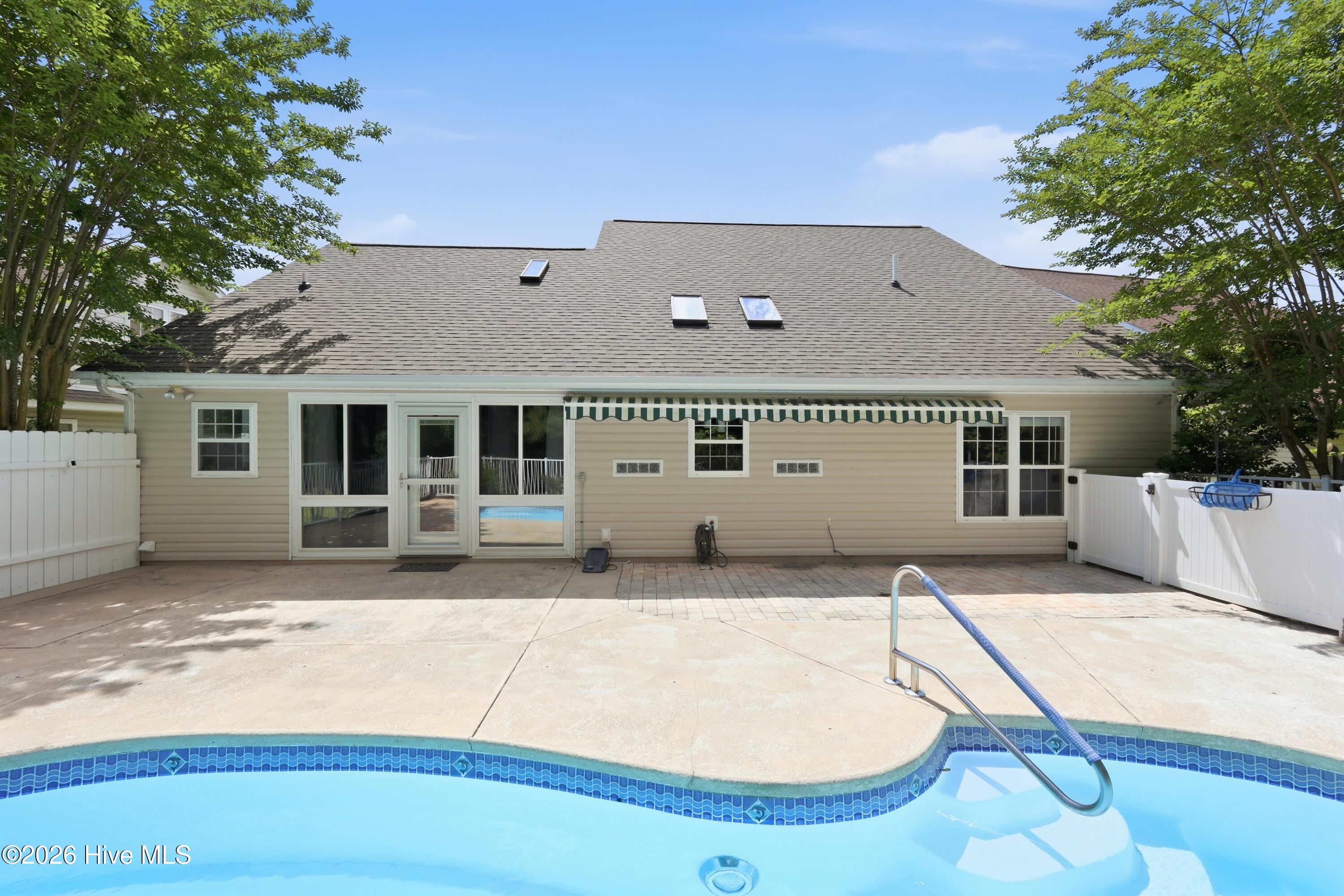 320 Neuchatel Road,New Bern