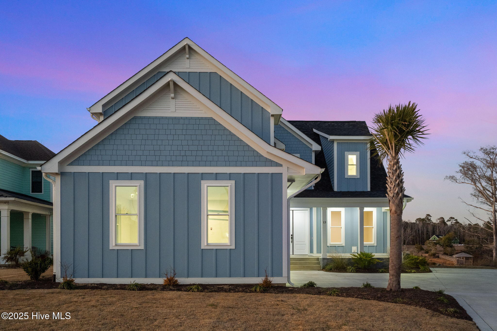 100547090 | Photo 70