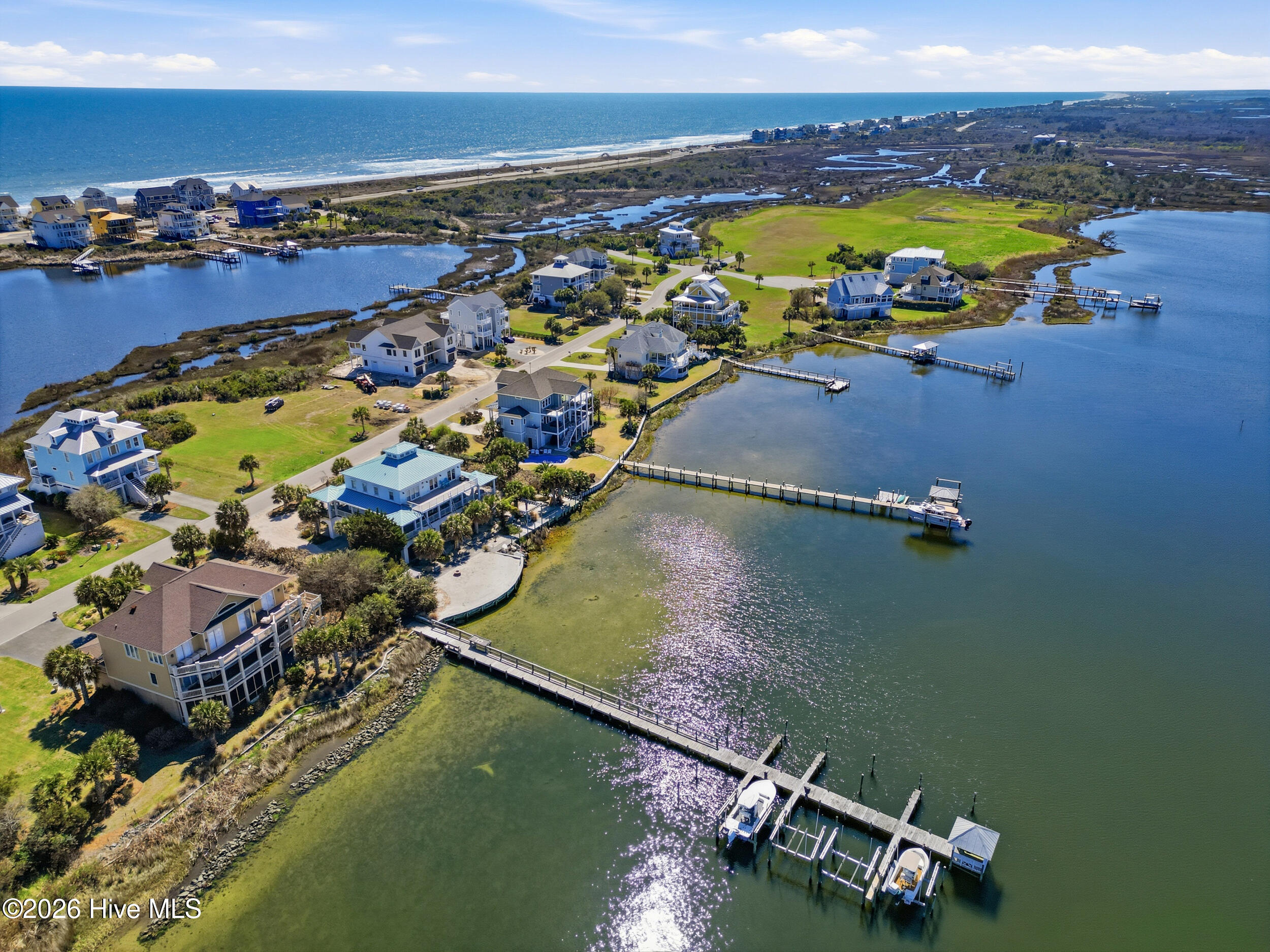 100561994 | Photo 86