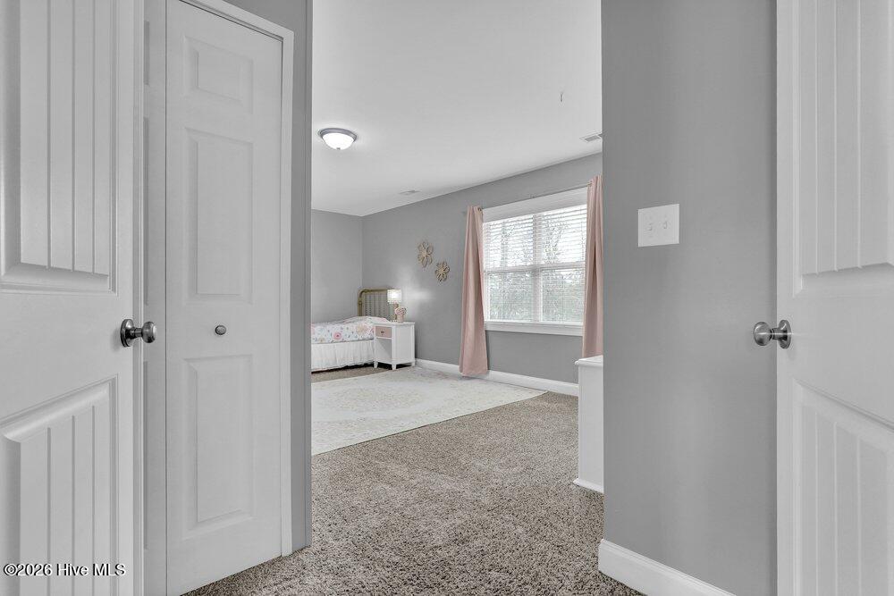 100565663 | Photo 30