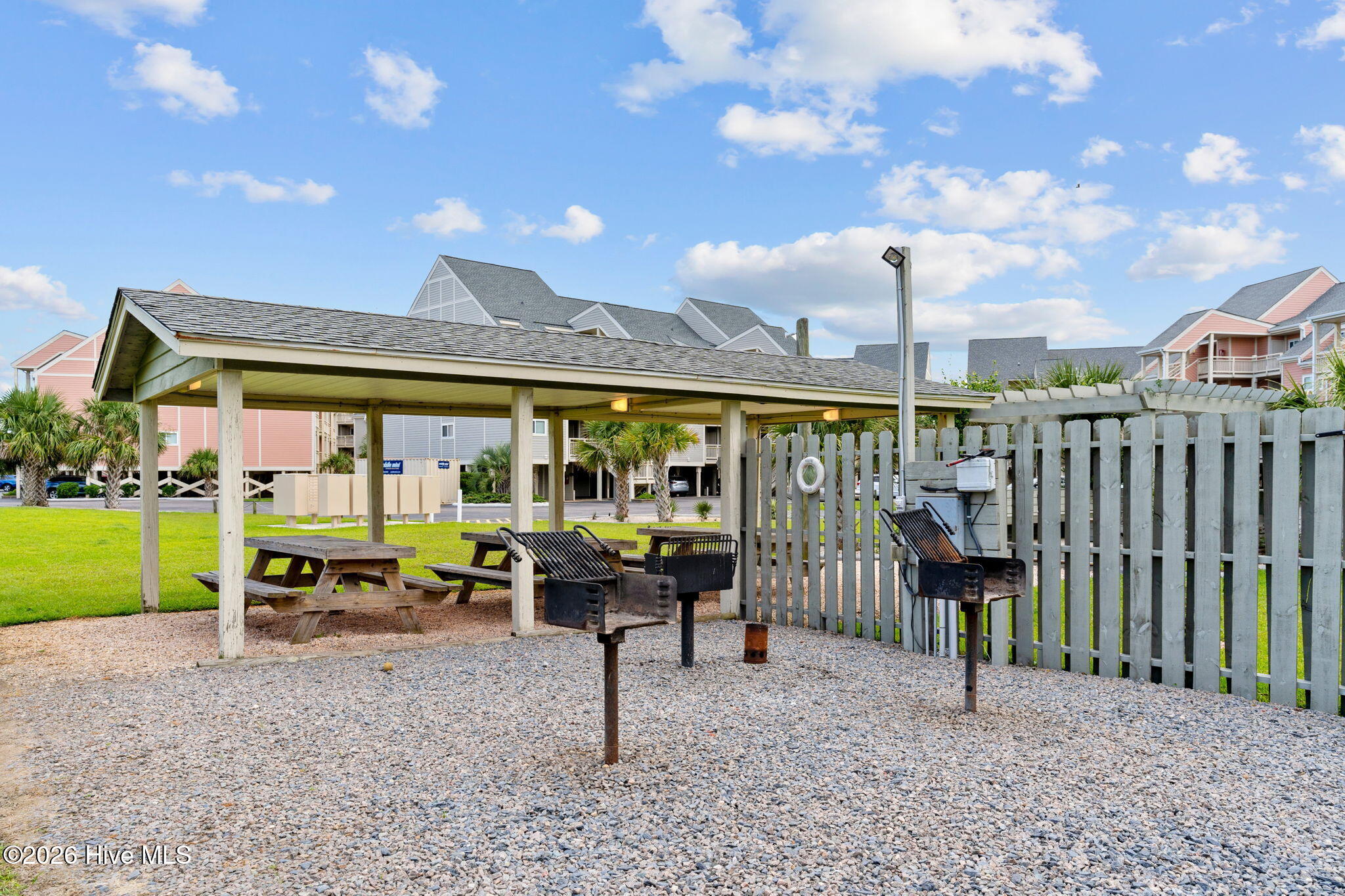 100550399 | Photo 56