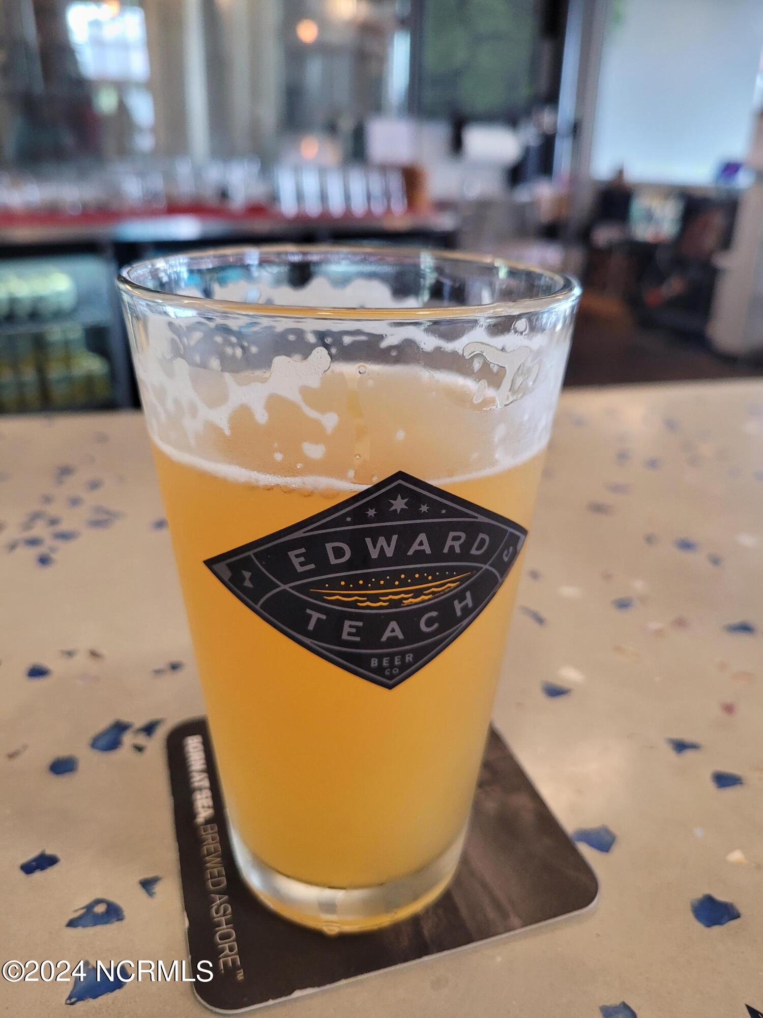 100512715 | Photo 23